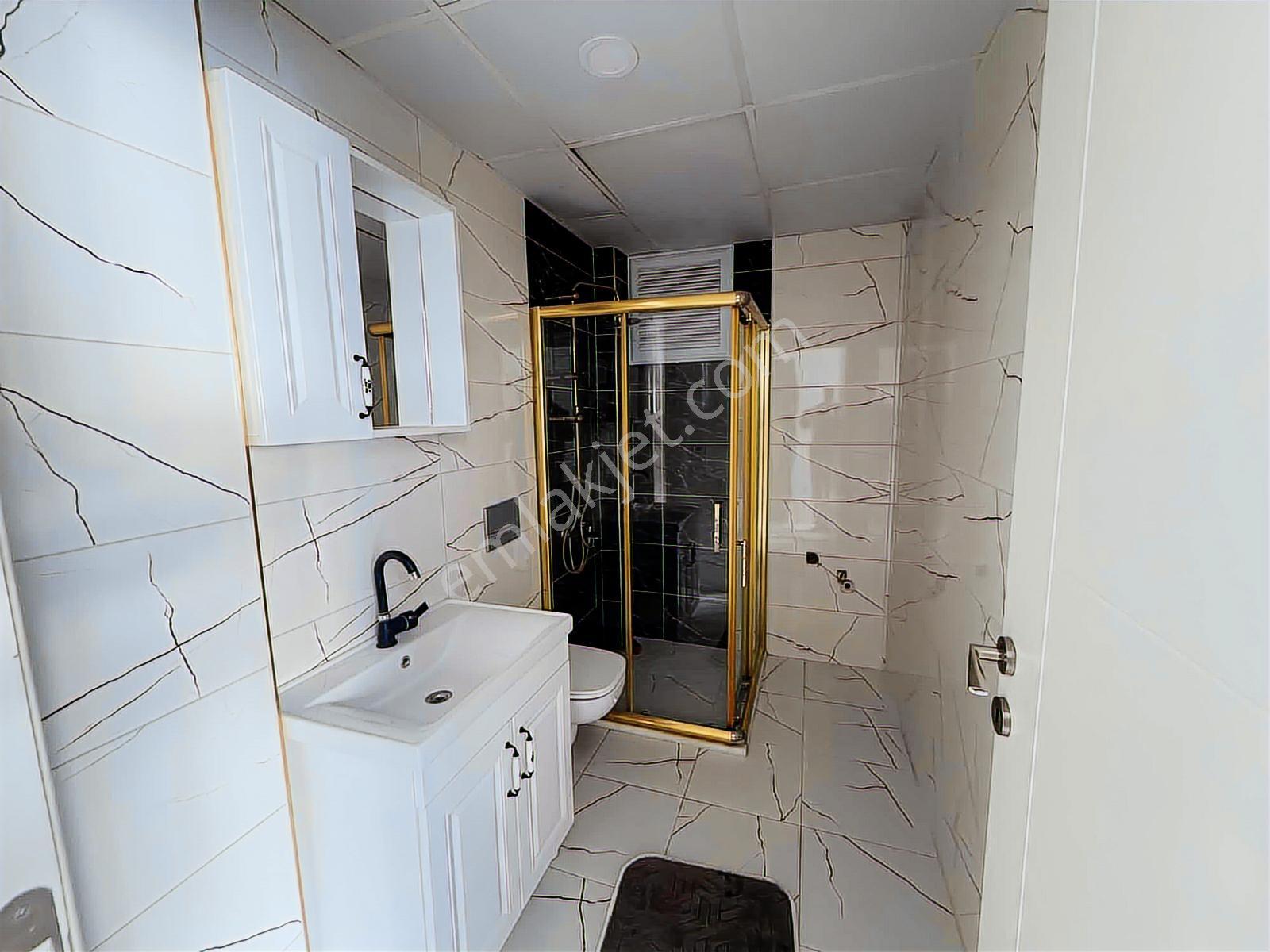 Deka Gayrimenkul'den Tramvaya Yakın Sıfır Eşyalı 1+1 Kiralık - Görsel 6