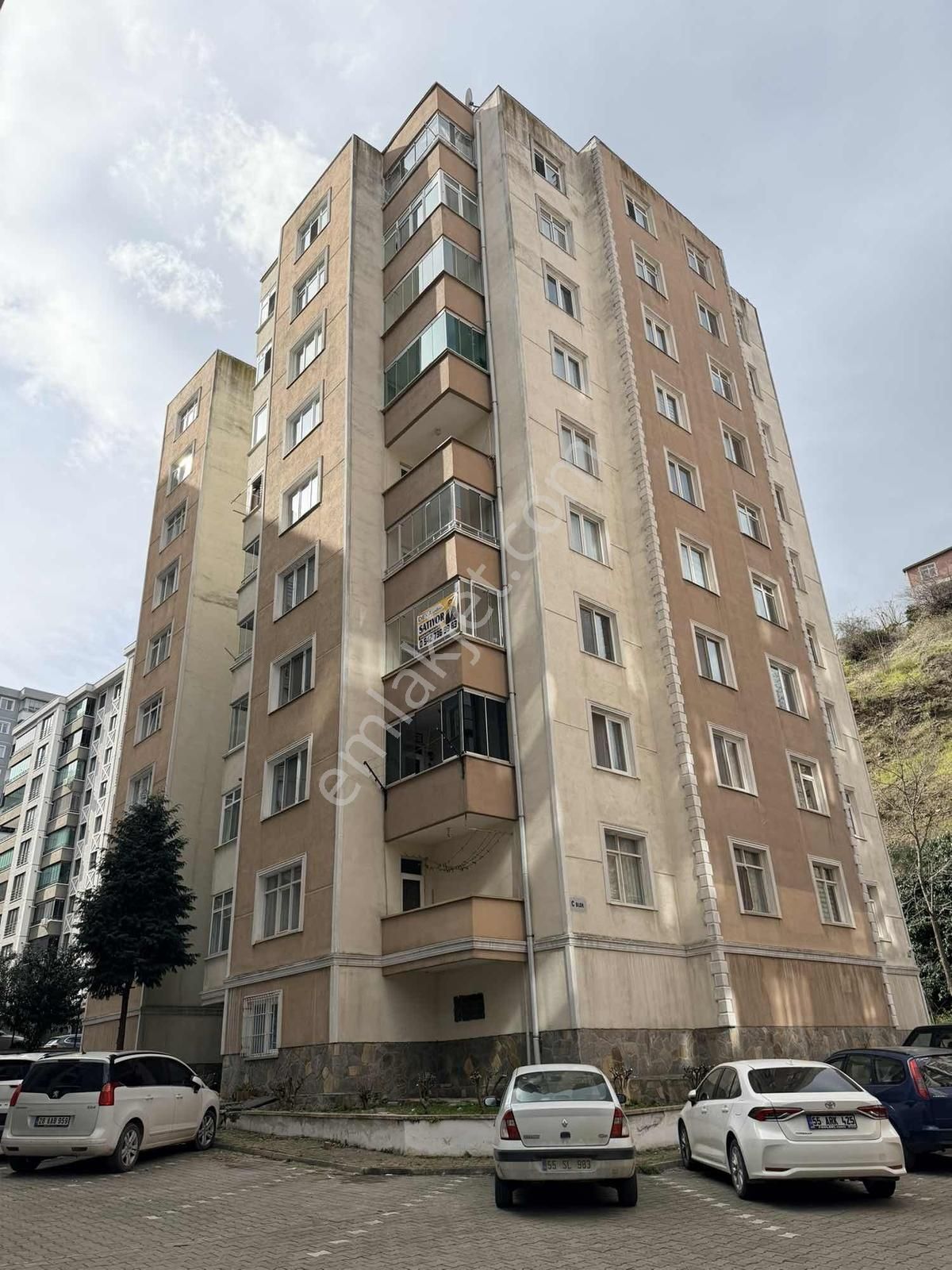 Deka Gayrimenkul'den Site İçinde Fırsat Tramvaya Yakın 3+1