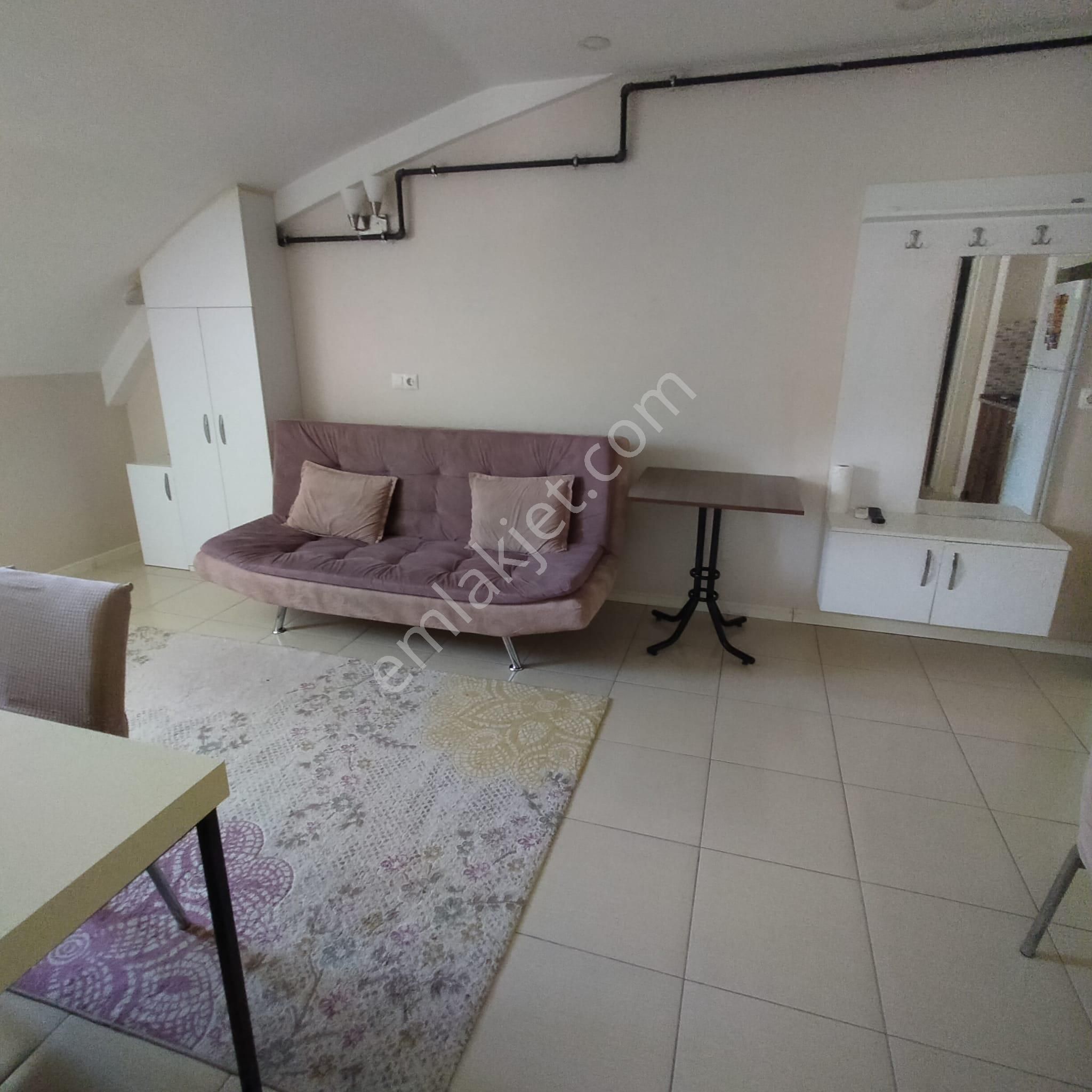 Ender Uysal Gayrimenkulden Asmalıevlerde Klimalı Asansörlü 1+1 Çatıkatı Apart... - Görsel 2