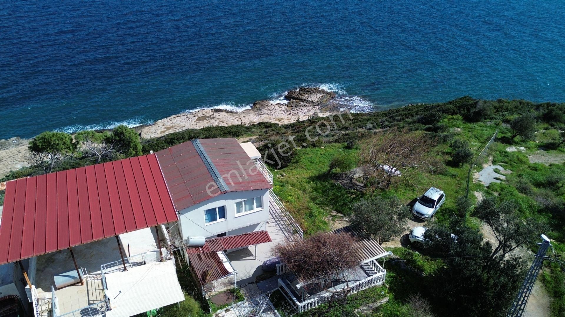 Karaburun Boyabağı'nda Denize Sıfır 2+1 Eşyalı Daire - Görsel 24