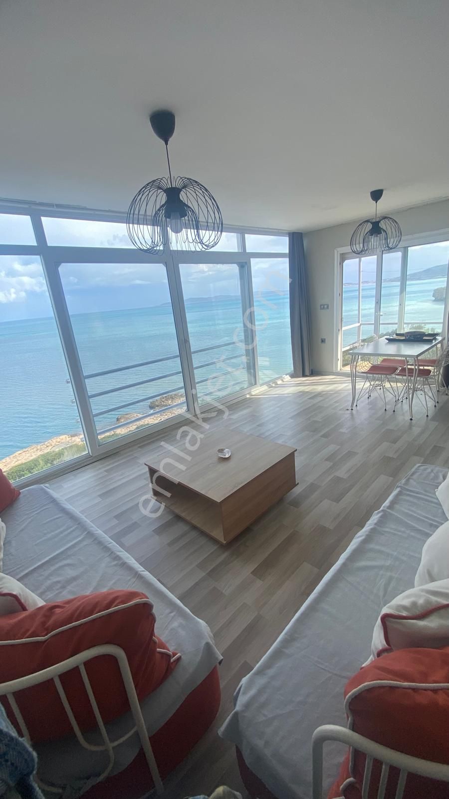 Karaburun Boyabağı'nda Denize Sıfır 2+1 Eşyalı Daire - Görsel 10