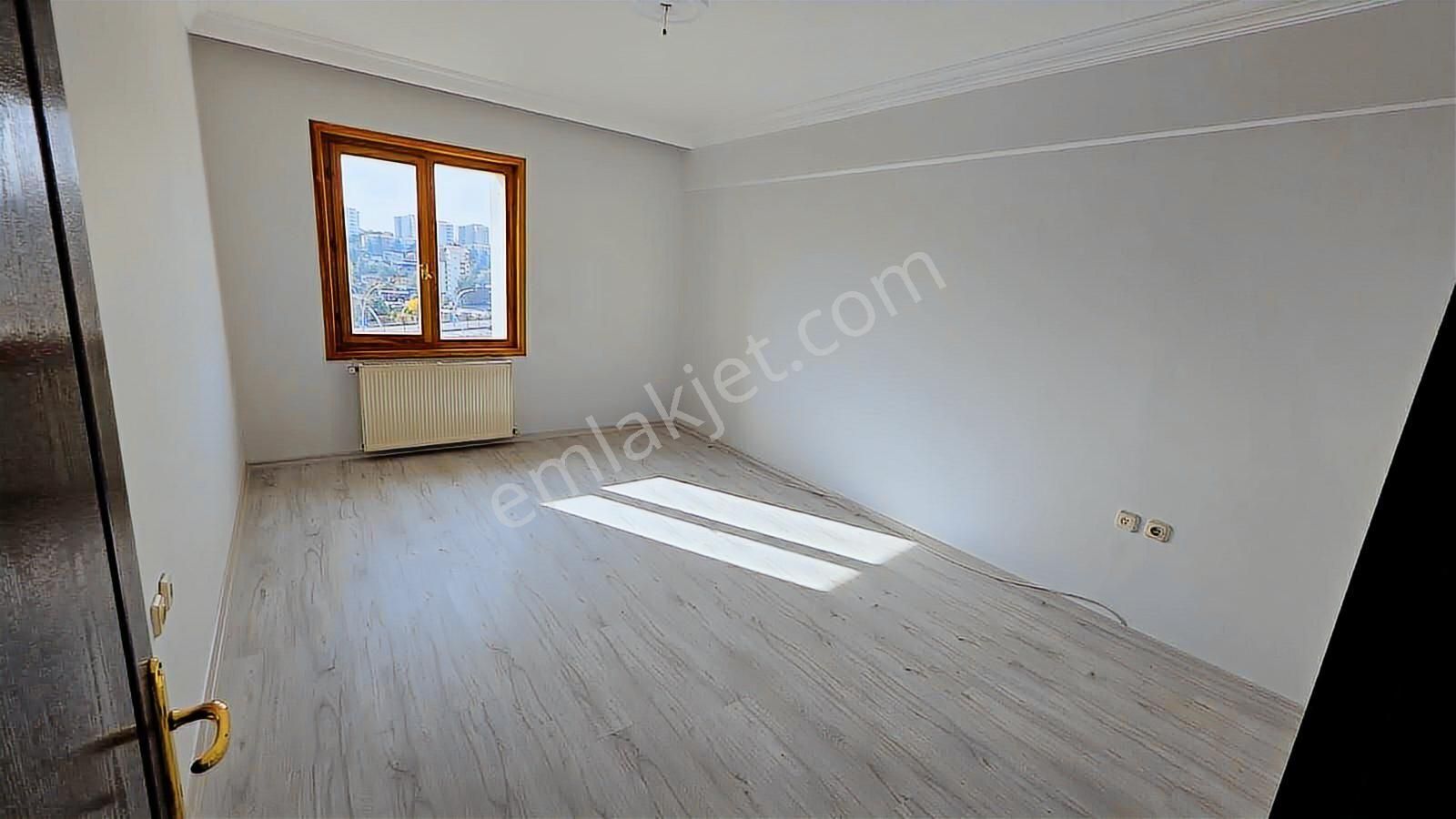 Temiz - Bakımlı - Yenilenmiş ! İşçi Blokları/çiğdem Kesişiminde - Görsel 3