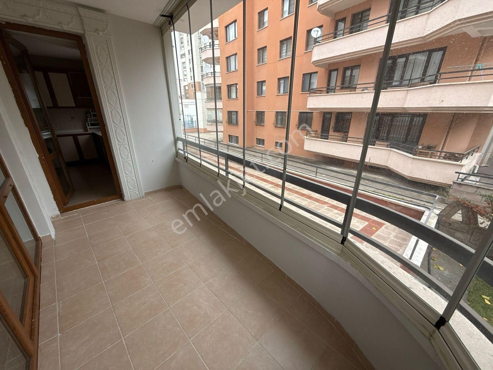 Tuğba Emlak'tan Kaçırılmayacak Lokasyon! Fırsat Daire! - Görsel 6