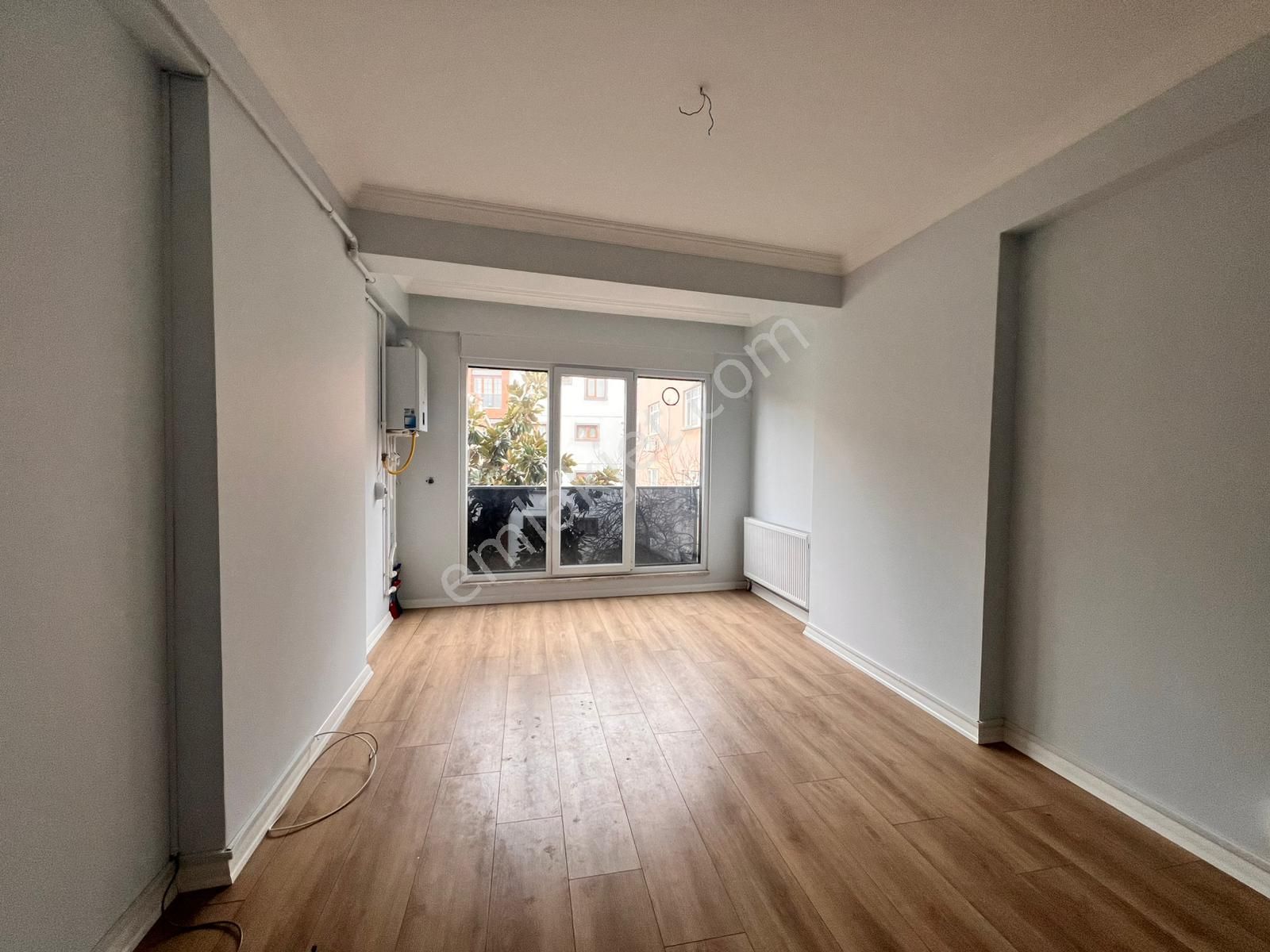 Kaçmaz'dan Tek Yetkili Altıntepe'de Merkezi Konum'da Ara Kat Ferah 2+1 - Görsel 9