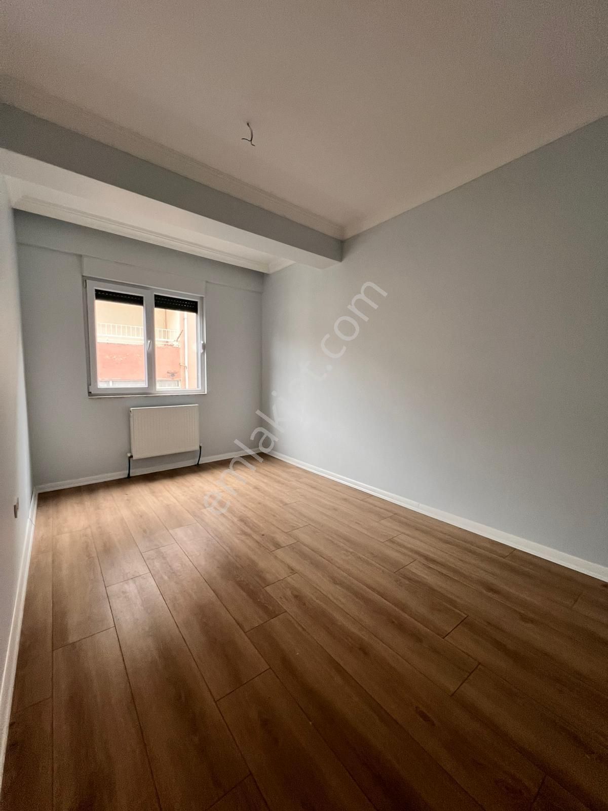 Kaçmaz'dan Tek Yetkili Altıntepe'de Merkezi Konum'da Ara Kat Ferah 2+1 - Görsel 8