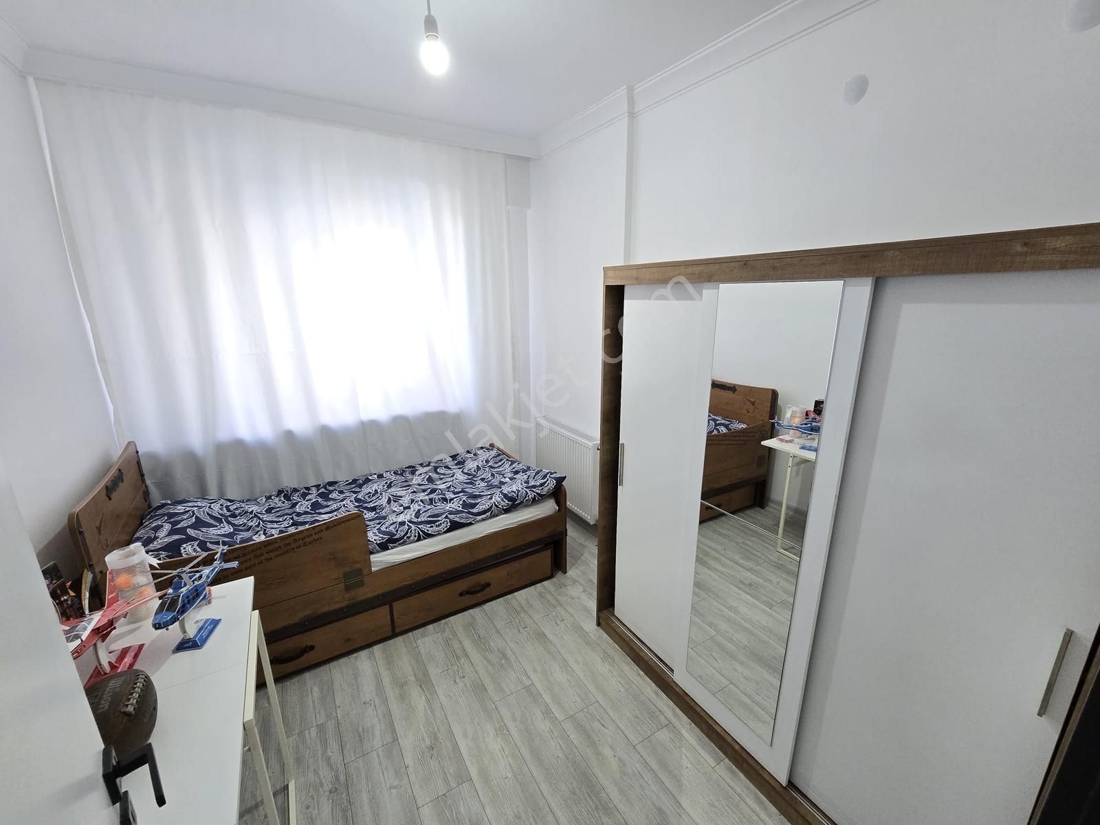 Seval Caddesi Paraleli Sıfır Bina Teras Balkonlu Geniş 4+1 Daire - Görsel 28