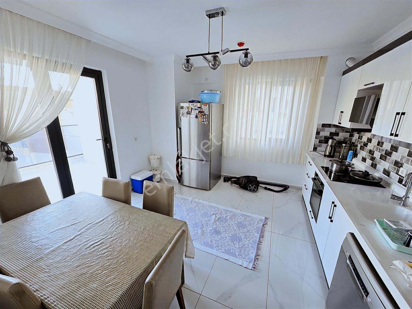 Seval Caddesi Paraleli Sıfır Bina Teras Balkonlu Geniş 4+1 Daire - Görsel 25