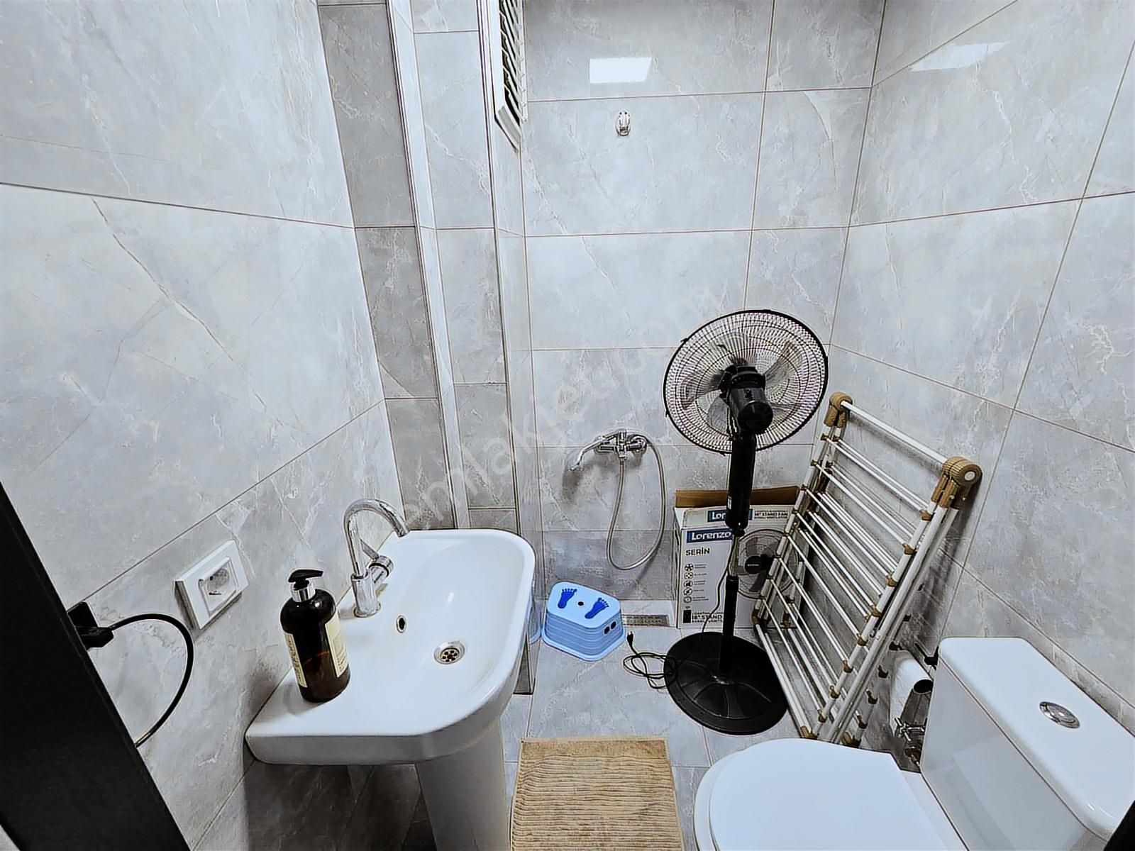 Seval Caddesi Paraleli Sıfır Bina Teras Balkonlu Geniş 4+1 Daire - Görsel 30