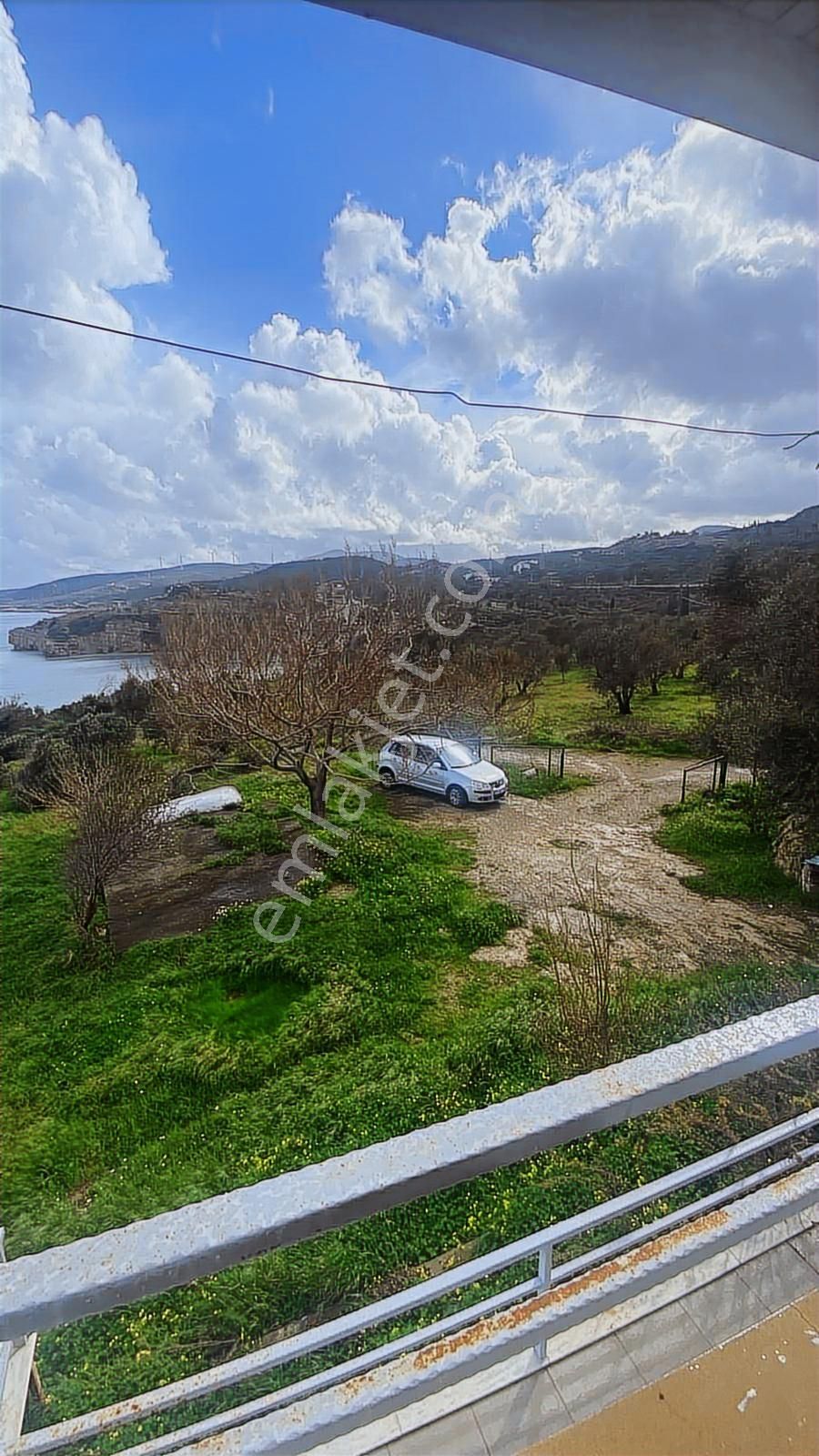 Karaburun Boyabağı'nda Denize Sıfır 2+1 Eşyalı Daire - Görsel 22