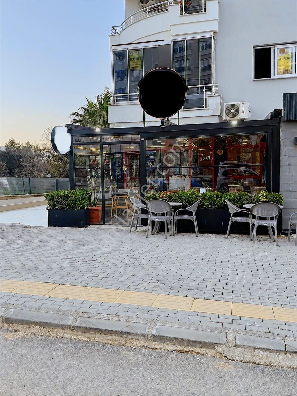 #-yat-# Gelecek Koleji Karşısı Cadde Üzeri 75 M2 Dükkan