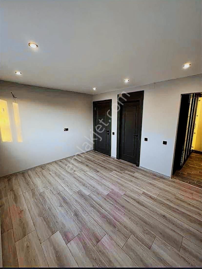 #-yat-# 75.yıl Mah. Açık Mutfak 4+1 Doğalgazlı Site İçi Tek Blok - Görsel 4