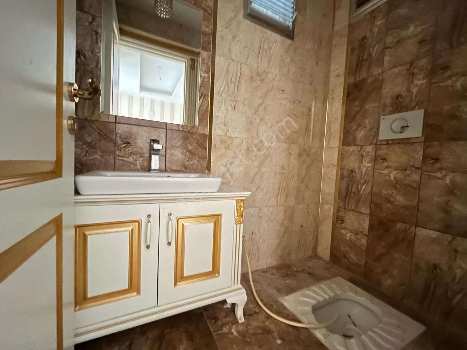 Akdeniz Mah 4+1 Geniş Oturum Lüx Daire - Görsel 5