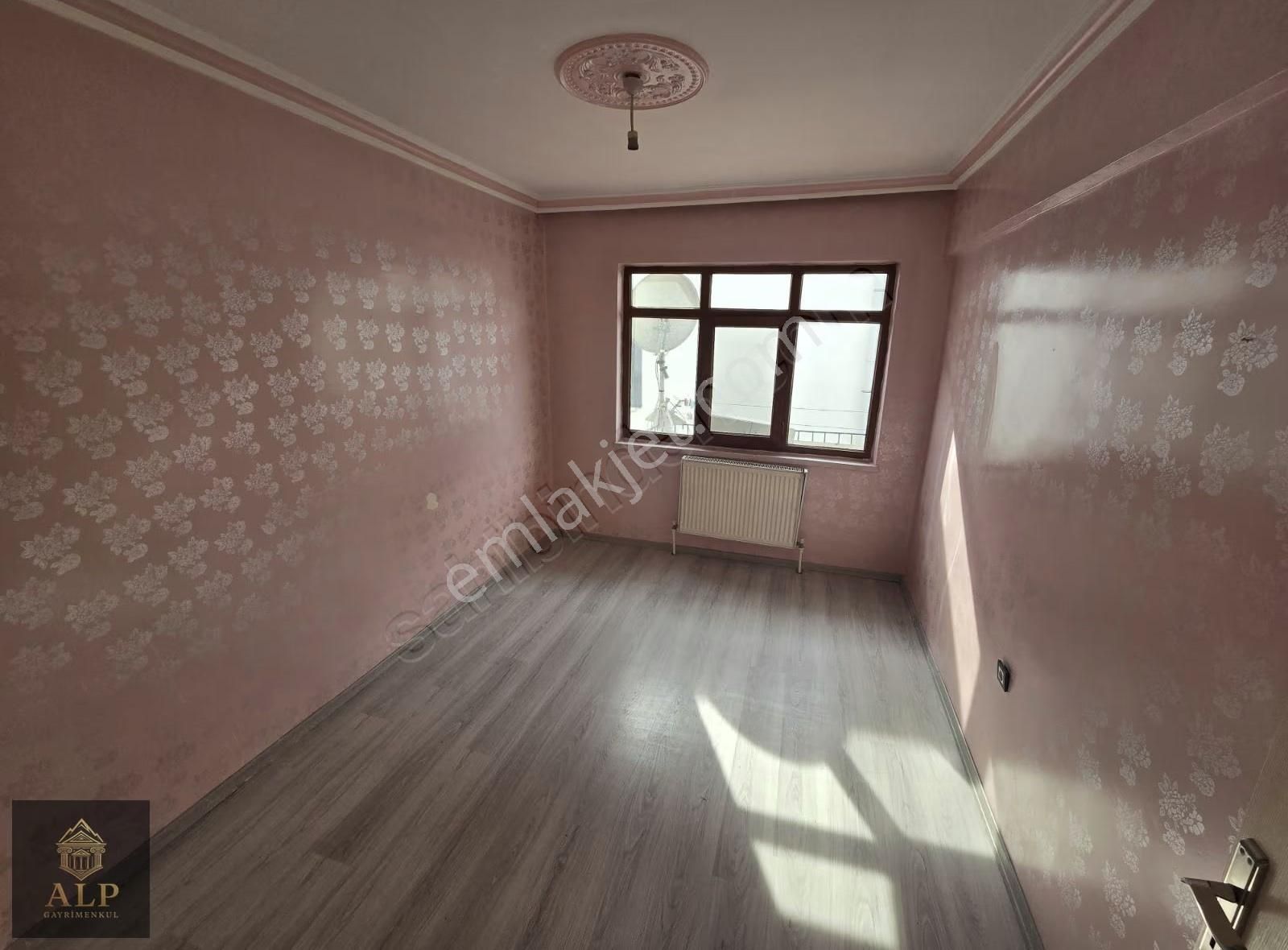 Alp Gayrimenkul'den Cemre Parkı Karşısı Full Yapılı Kiralık - Görsel 7