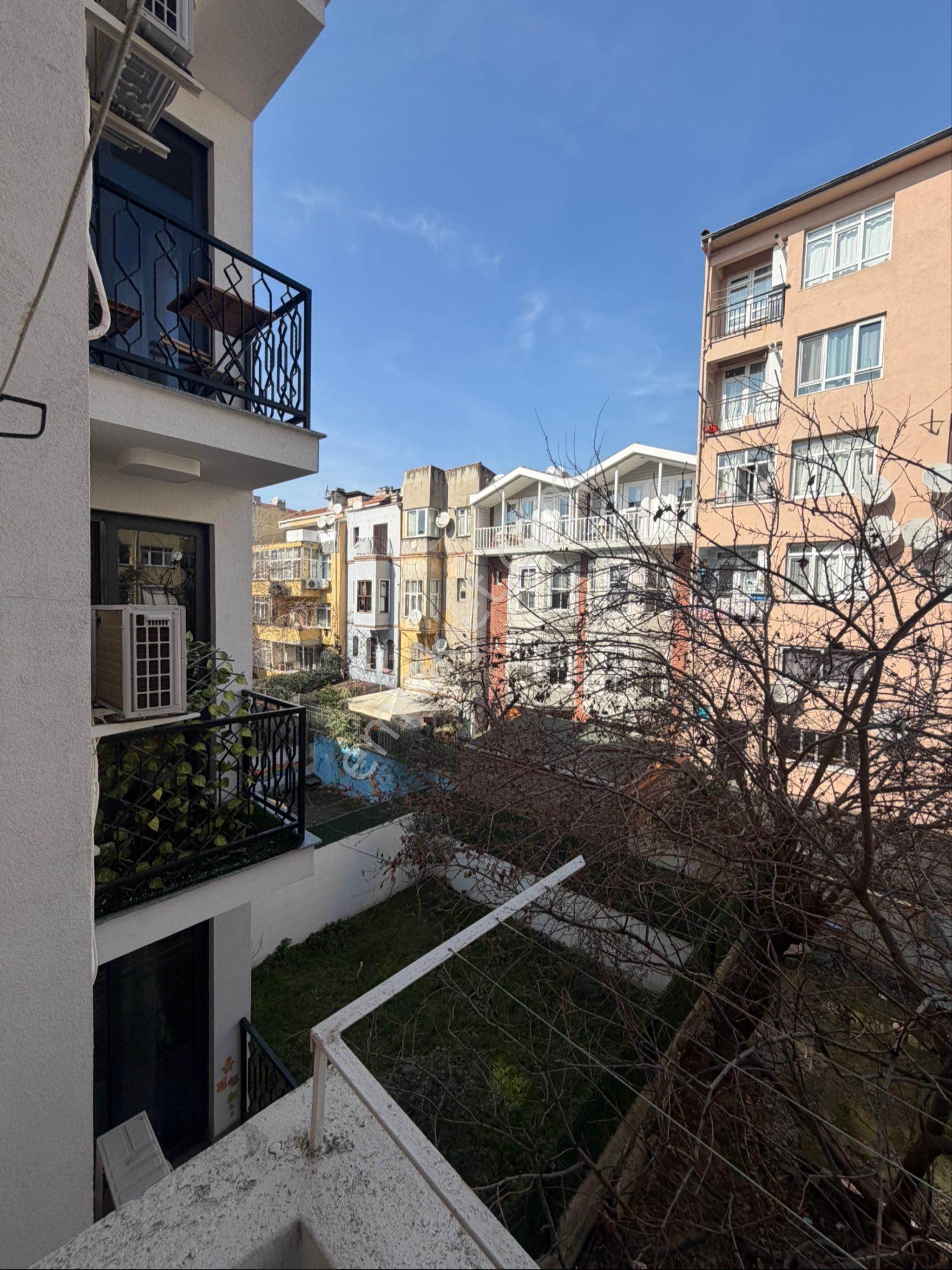 Kadıköy Merkezde Rıhtıma Yakın Aydınlık Ara Kat Kiralık Daire - Görsel 16