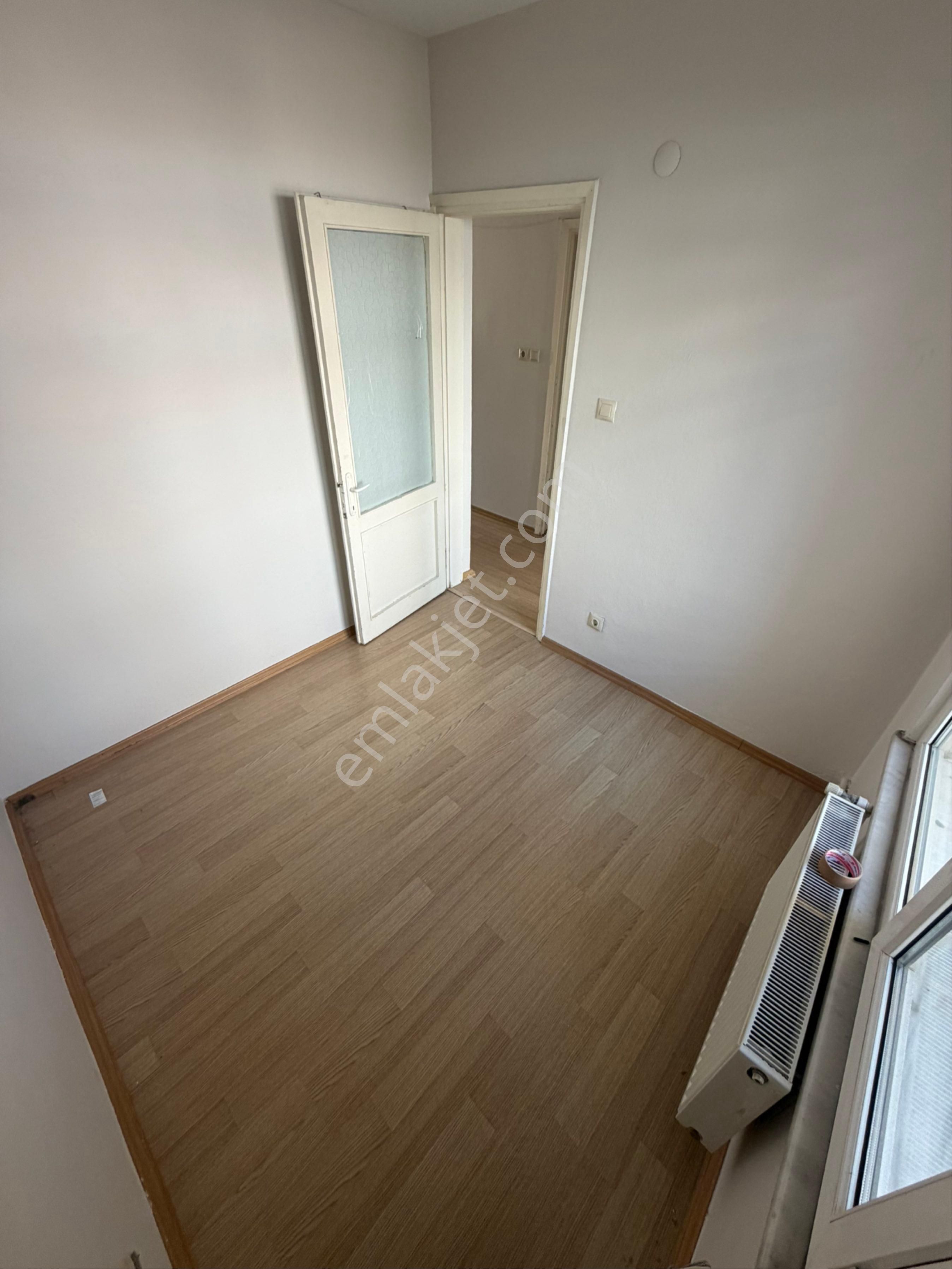 Kadıköy Merkezde Rıhtıma Yakın Aydınlık Ara Kat Kiralık Daire - Görsel 17