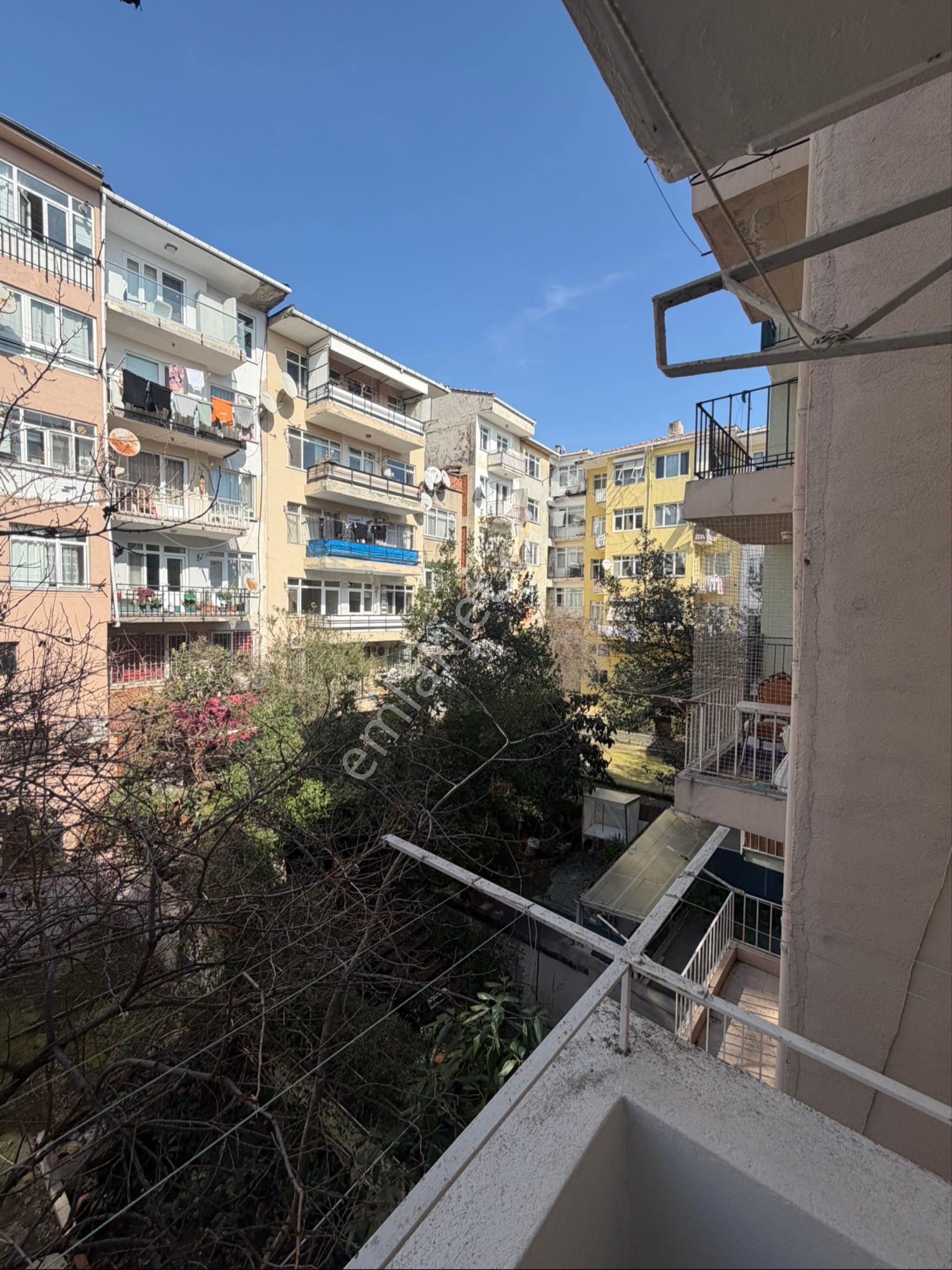 Kadıköy Merkezde Rıhtıma Yakın Aydınlık Ara Kat Kiralık Daire - Görsel 15