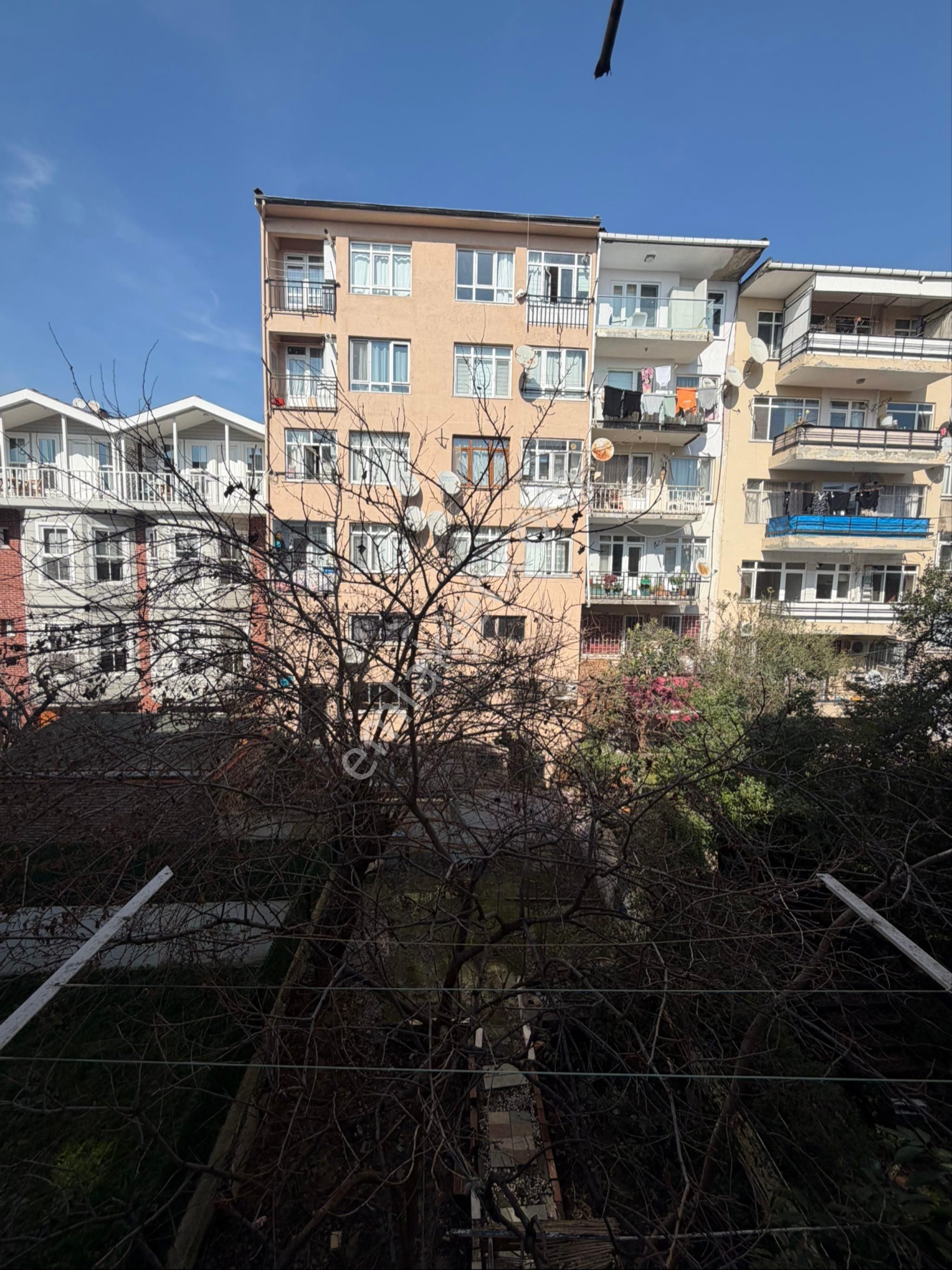 Kadıköy Merkezde Rıhtıma Yakın Aydınlık Ara Kat Kiralık Daire - Görsel 14