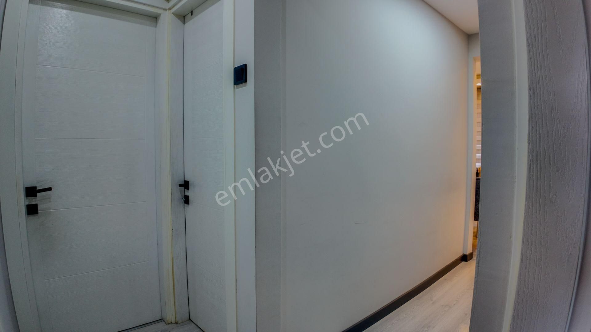 Century21 Loca'dan Bahçelievler'de Konut Ve Ofise Uygun Daire - Görsel 22