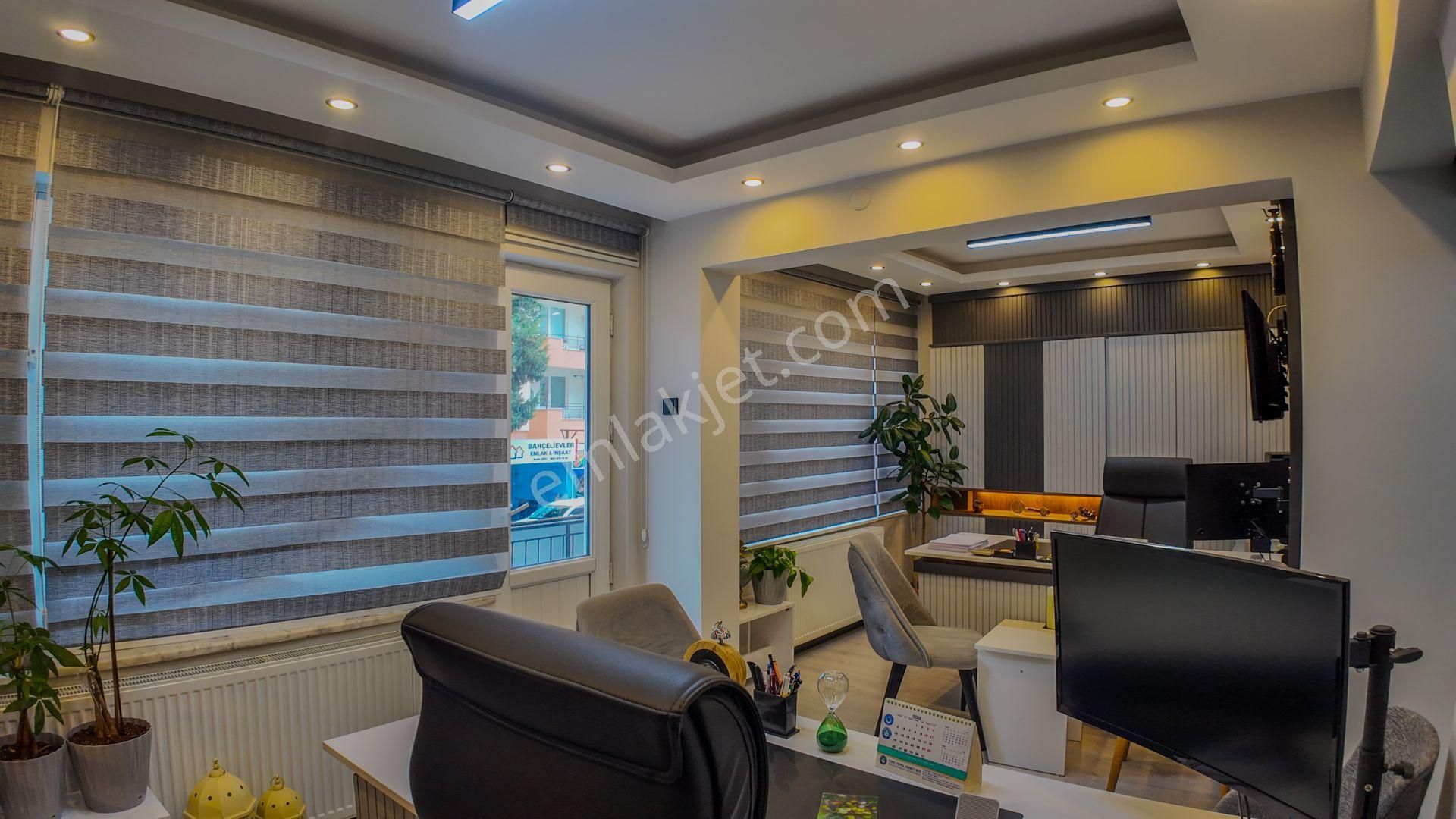 Century21 Loca'dan Bahçelievler'de Konut Ve Ofise Uygun Daire - Görsel 5