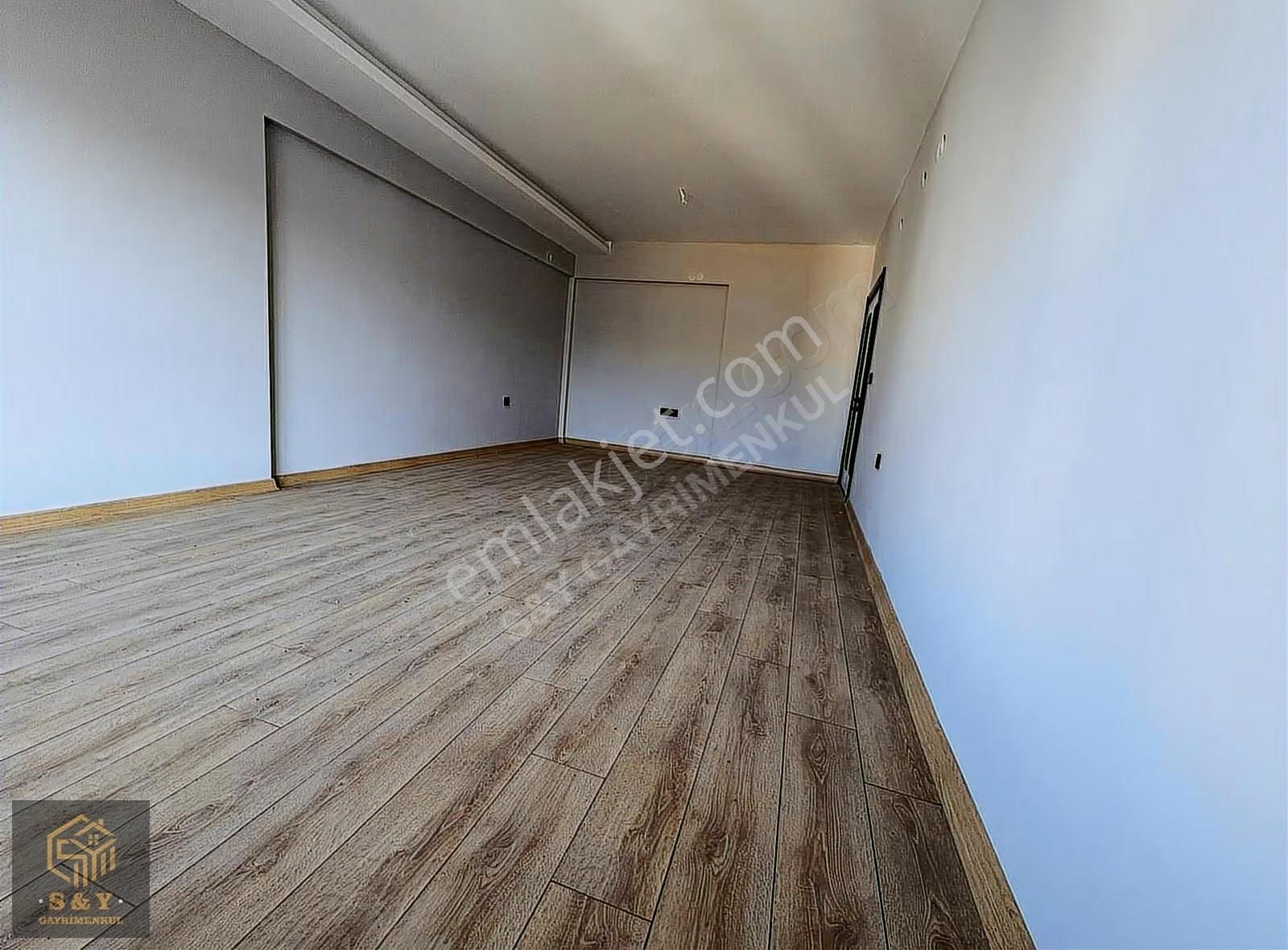 Mevlana Mah. Metro Yakını 3+1 Üs Kat Cadde Ve Park Cepheli Daire - Görsel 11