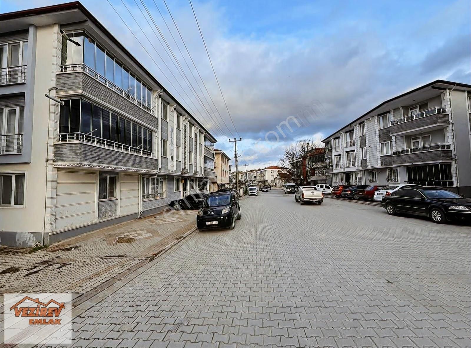 Vezirev Emlak'tan Taşkale Mahallesinde 2+1 Satılık Daire - Görsel 3