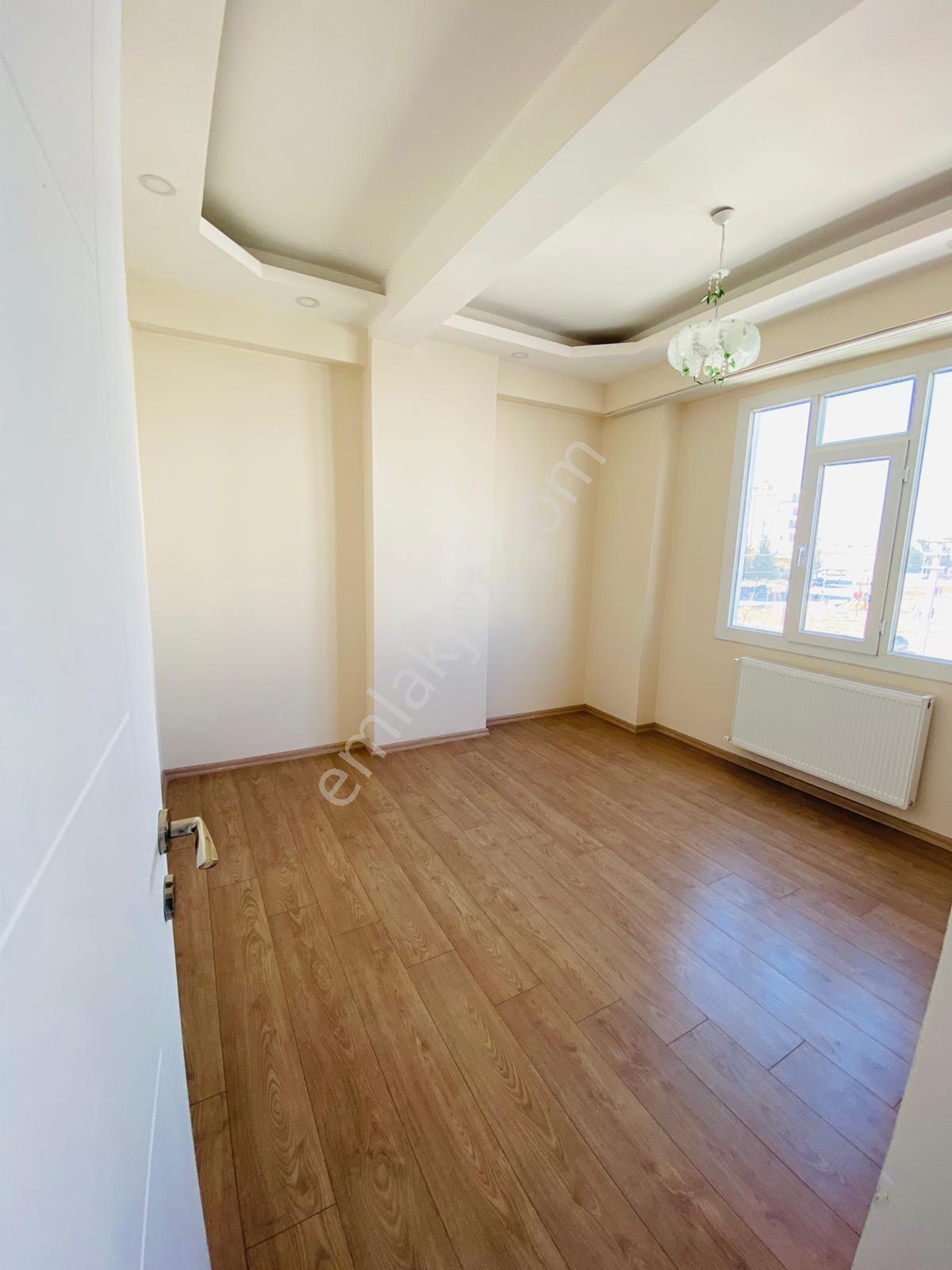 Akdem Emlaktan Kiralık Eşyasız 2+1 Daire - Görsel 6