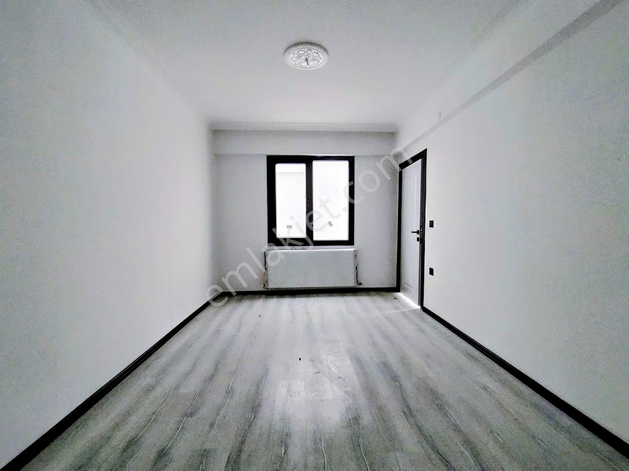 Gömeç Merkezde Satılık Kapalı Mutfak 2+1 Daire