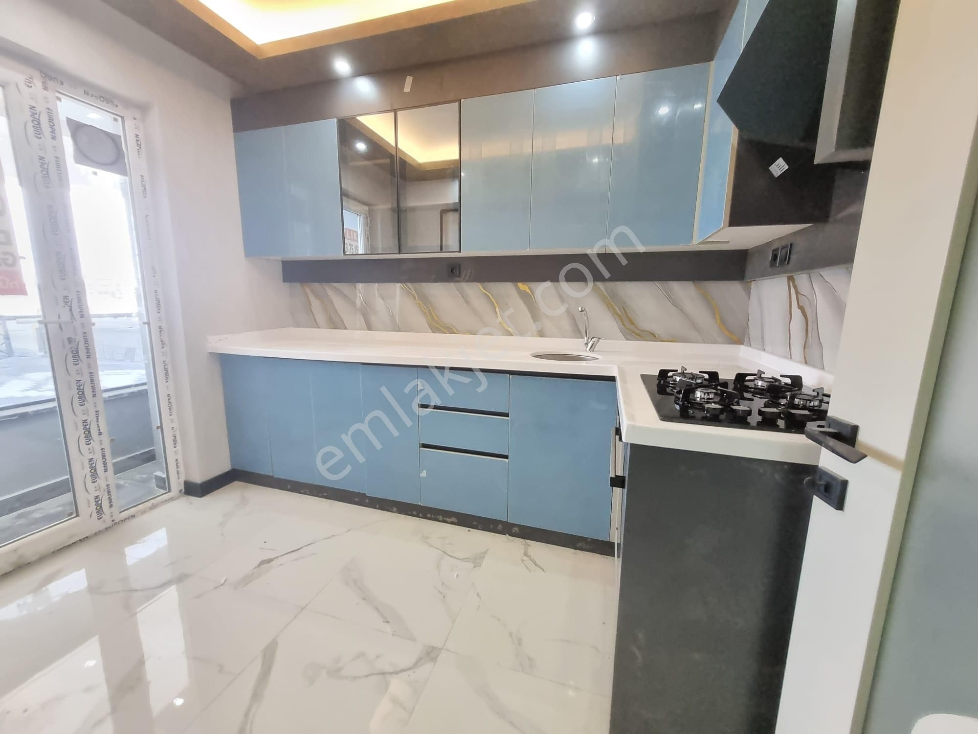 Mendereste Lüx İşiçilikli Yapılı 2+1 Yüksek Giriş - Görsel 3