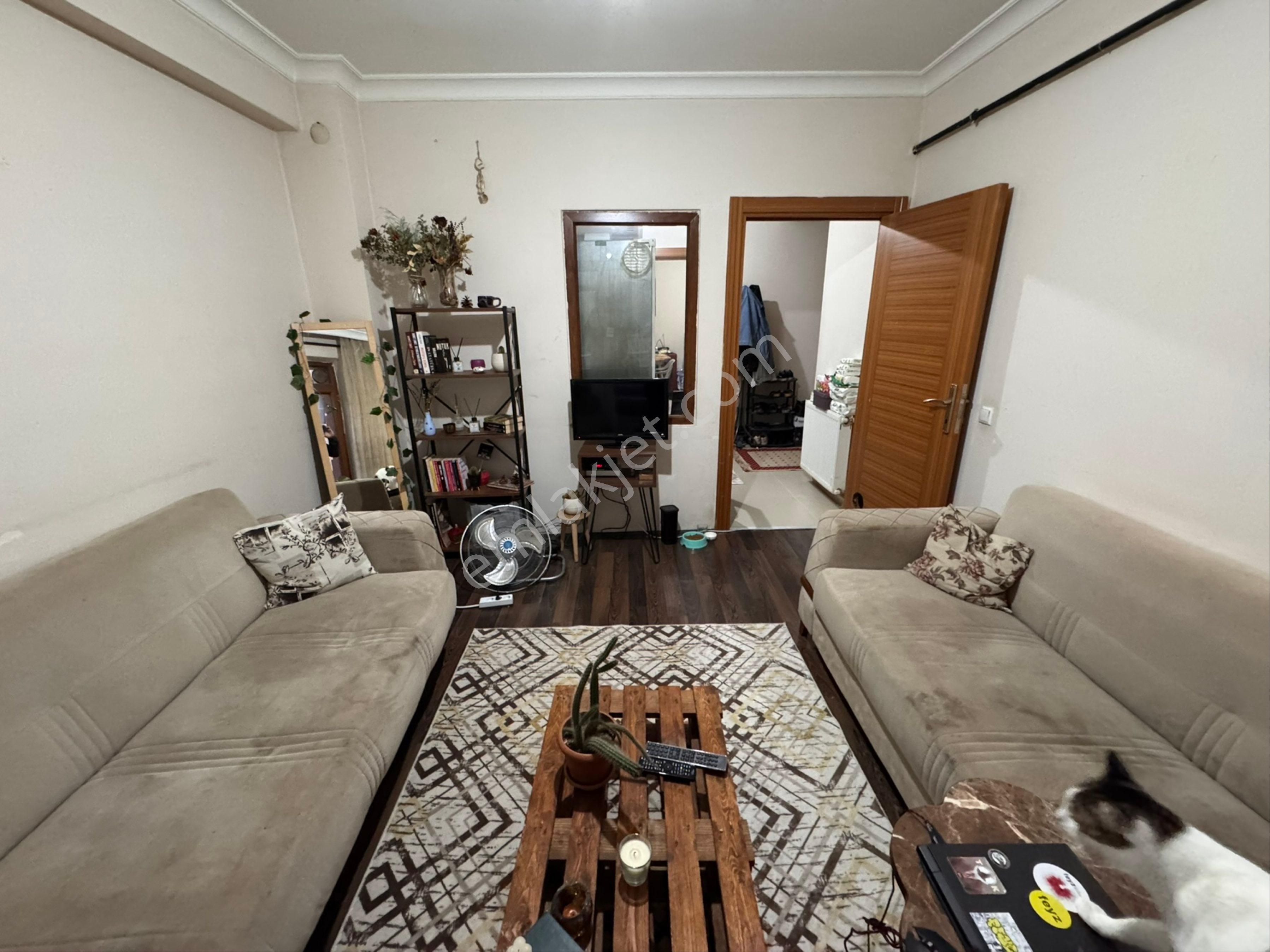 Pera'dan Yenibağlar Mah. Karargah Sok. Satılık 1+1 Daire - Görsel 5