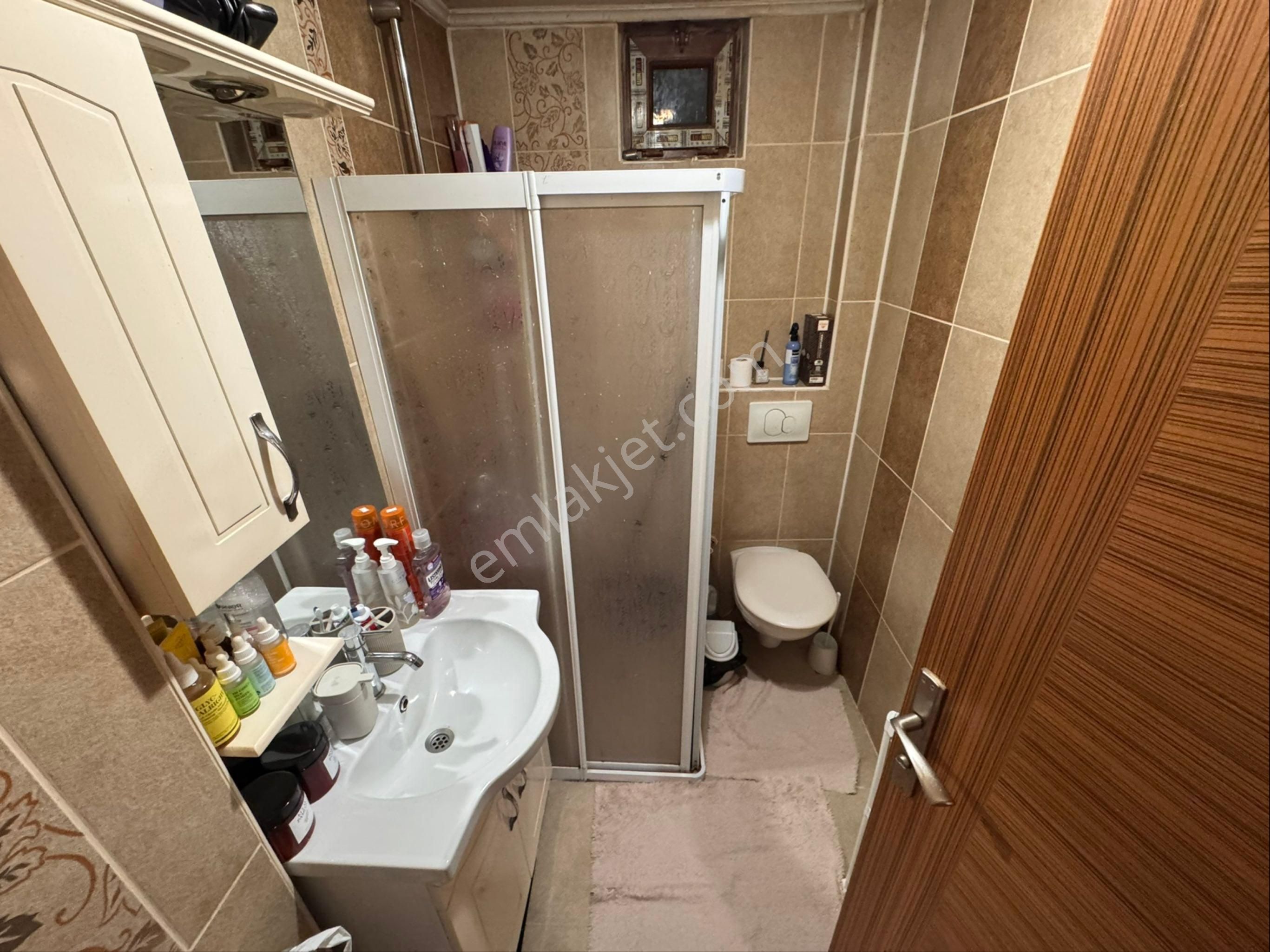 Pera'dan Yenibağlar Mah. Karargah Sok. Satılık 1+1 Daire - Görsel 6