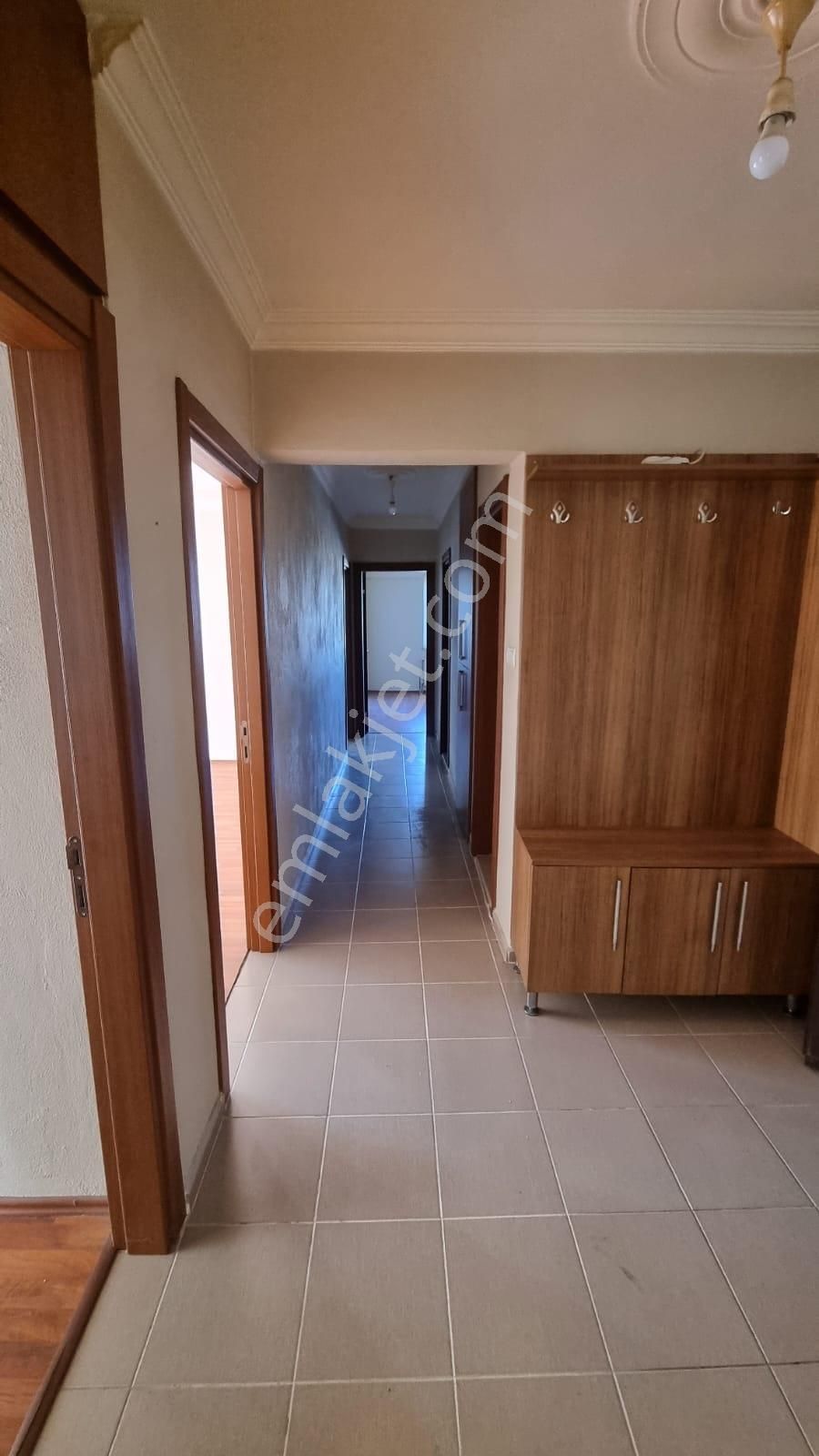 Çanakkale Esenler Mahallesi Umutevler Sitesi 3+1 - Görsel 15