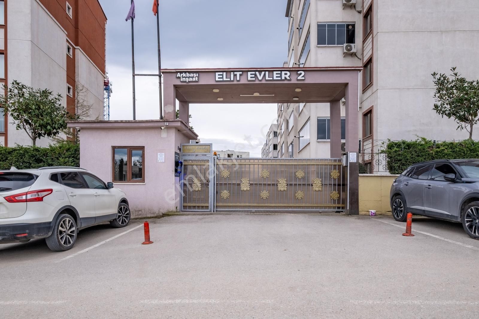 Remax Advantage'dan Balatta Merkezi Konumda Geniş Arakat Boş 3+1 - Görsel 35