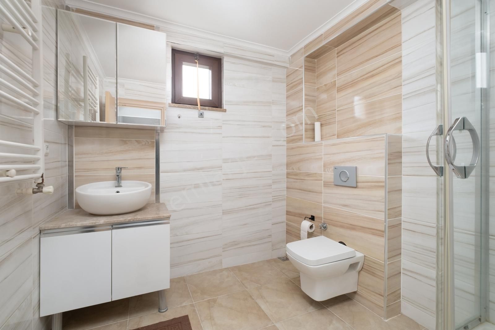 Remax Advantage'dan Balatta Merkezi Konumda Geniş Arakat Boş 3+1 - Görsel 20