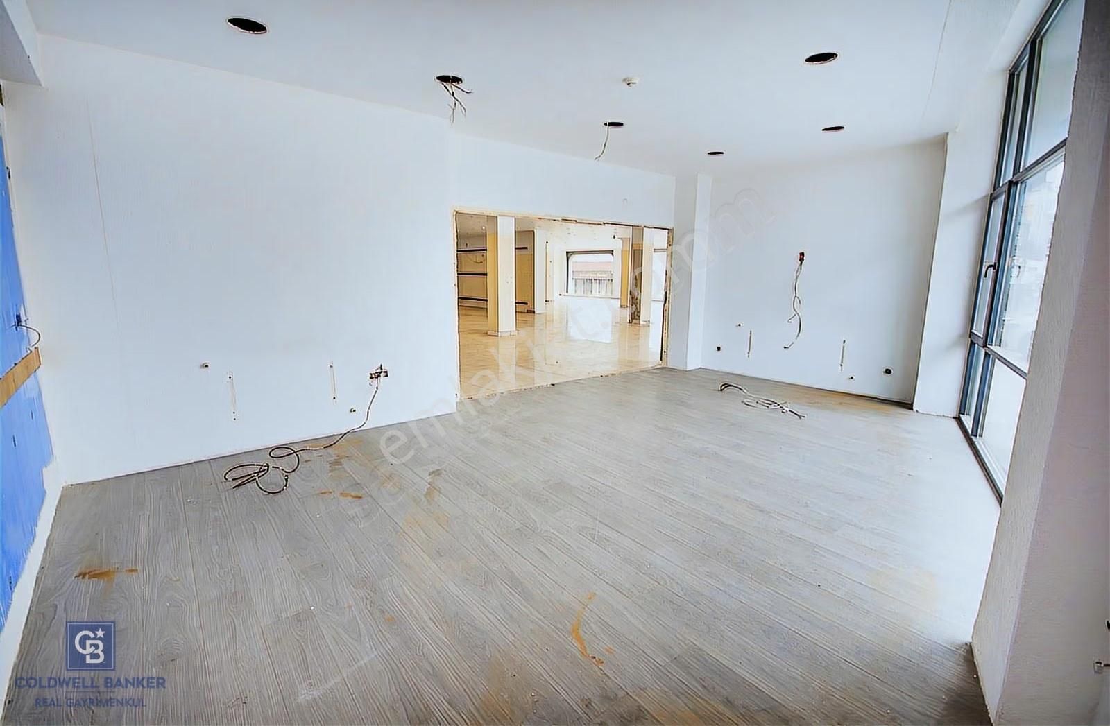 Ümraniye Modoko Yanı 1.100 M² Kiralık Cadde Mağazası - Görsel 17