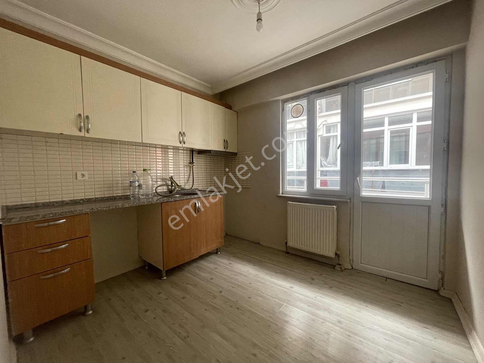 Muhittin Mahallesin De 2+1 Arakat Kiralık Daire - Görsel 14