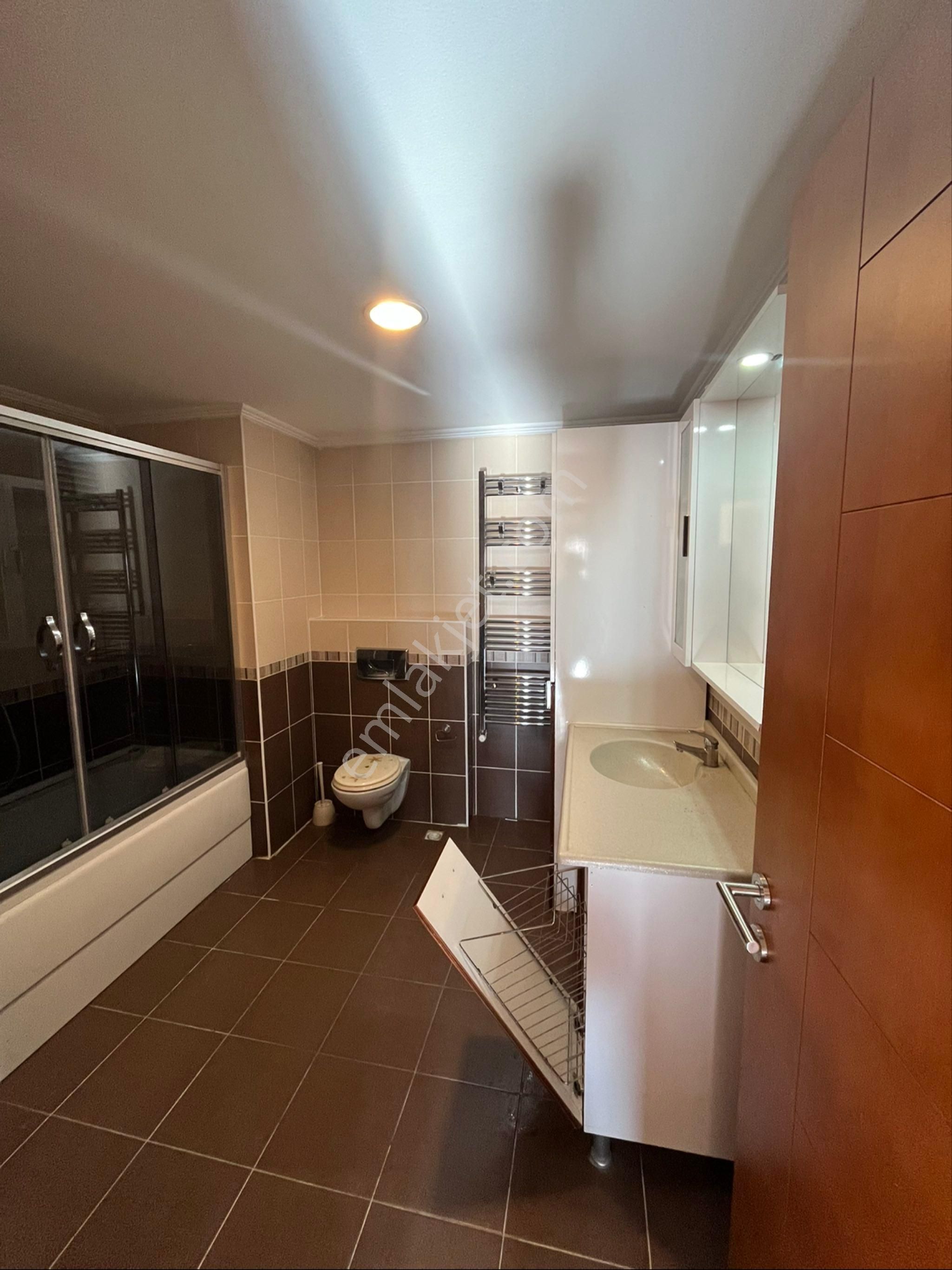 Batıkent Bahçeşehir Koleji Karşısında Havuzlu Sitede Kiralık 4+1 - Görsel 17