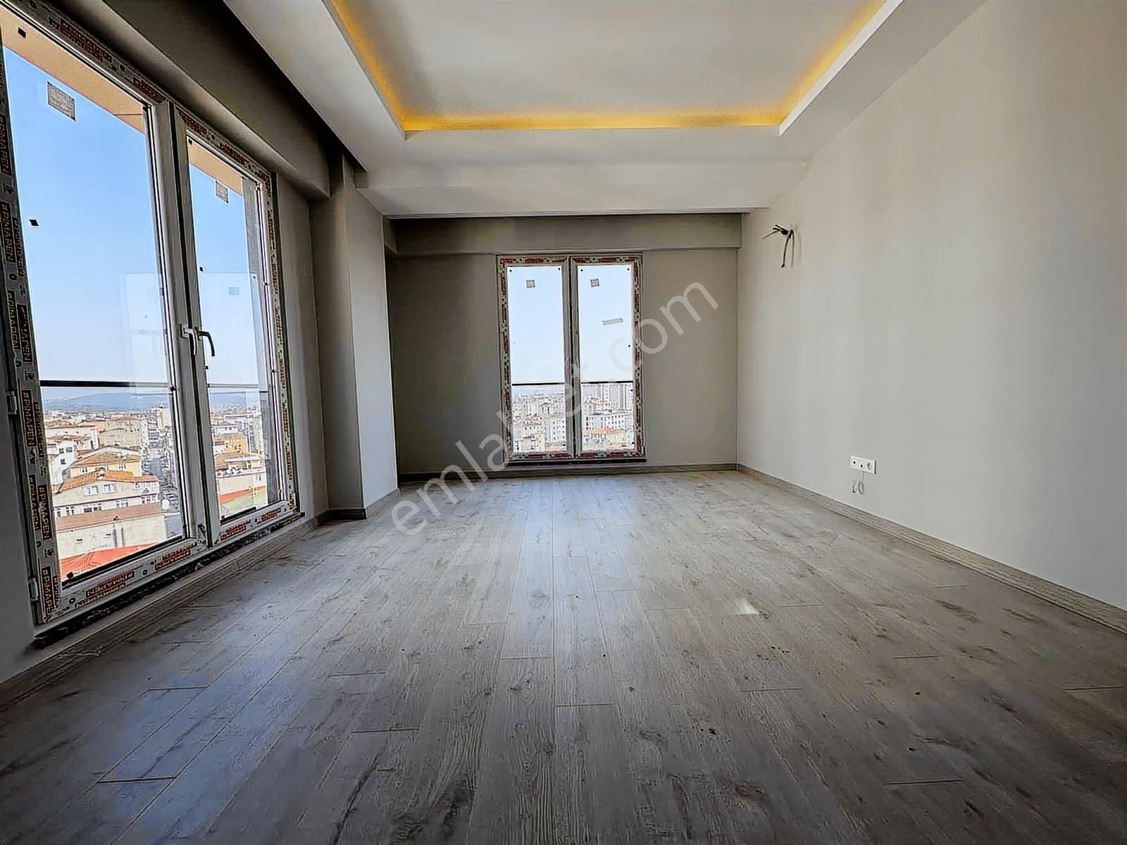 Tepeüstünde Kapalı Otoparklı Peyzajlı Full Manzaralı Satılık - Görsel 5