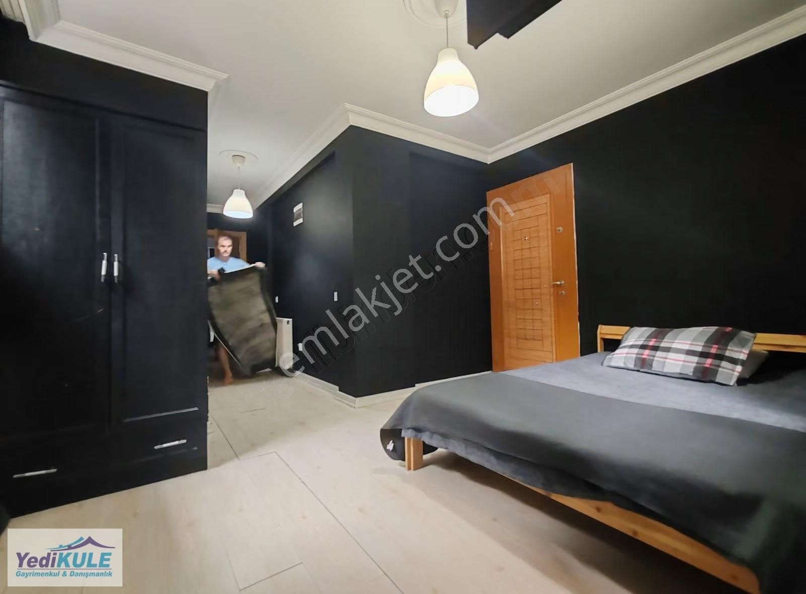 Armağanevler De Metroya 300 Metre Mesafe Ful Eşyalı 2+2 Daire - Görsel 9