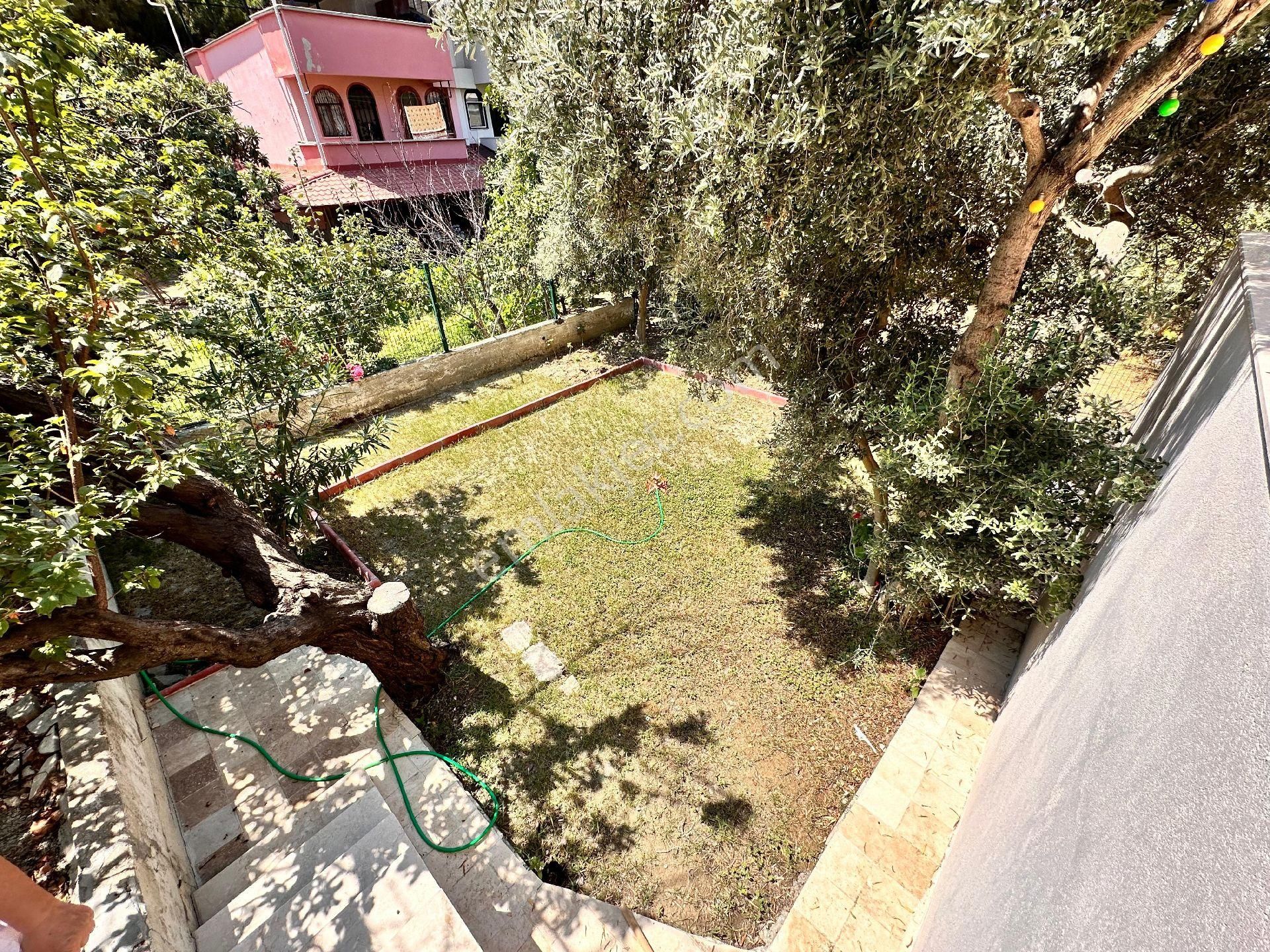 Kuşadası Soğucak Mah .de Tŕıpleks Vılla - Görsel 7