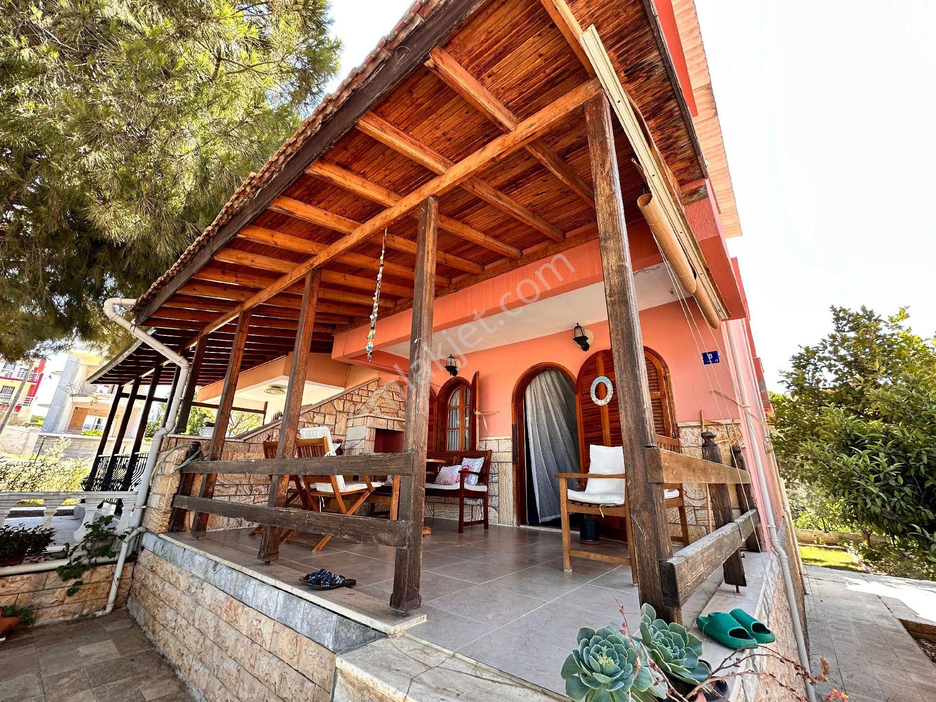 Kuşadası Soğucak Mah .de Tŕıpleks Vılla - Görsel 12