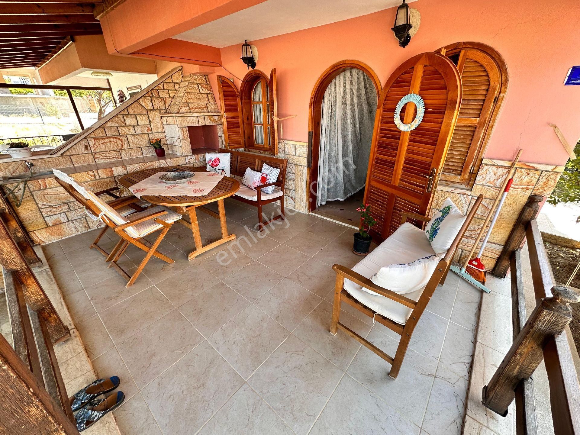 Kuşadası Soğucak Mah .de Tŕıpleks Vılla - Görsel 18