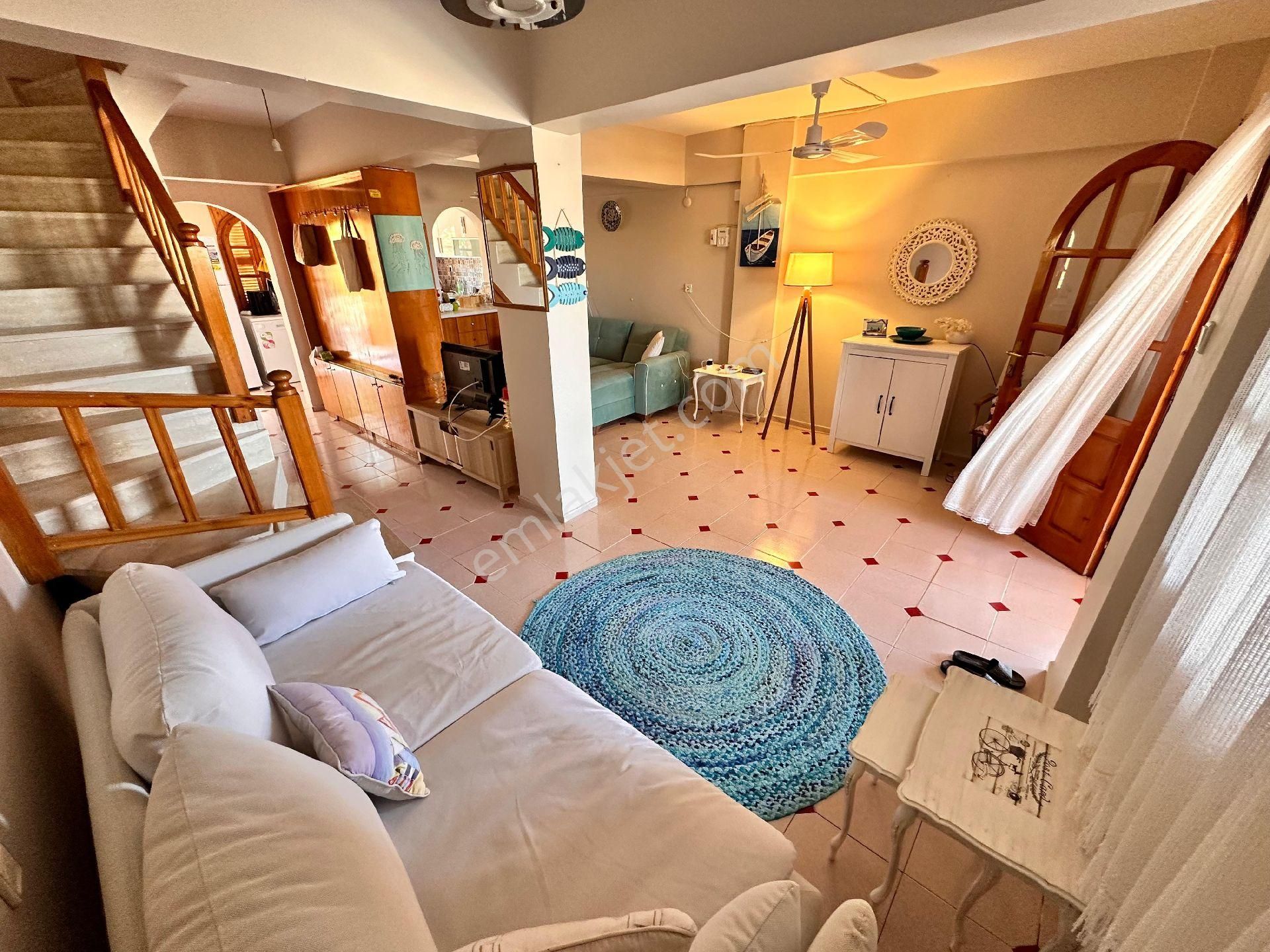 Kuşadası Soğucak Mah .de Tŕıpleks Vılla - Görsel 21