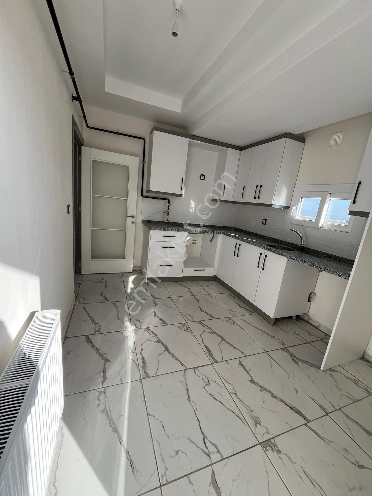 Adana Sarıçam Elifsu Uludağ Mahallesinde Satılık 3+1 Daire