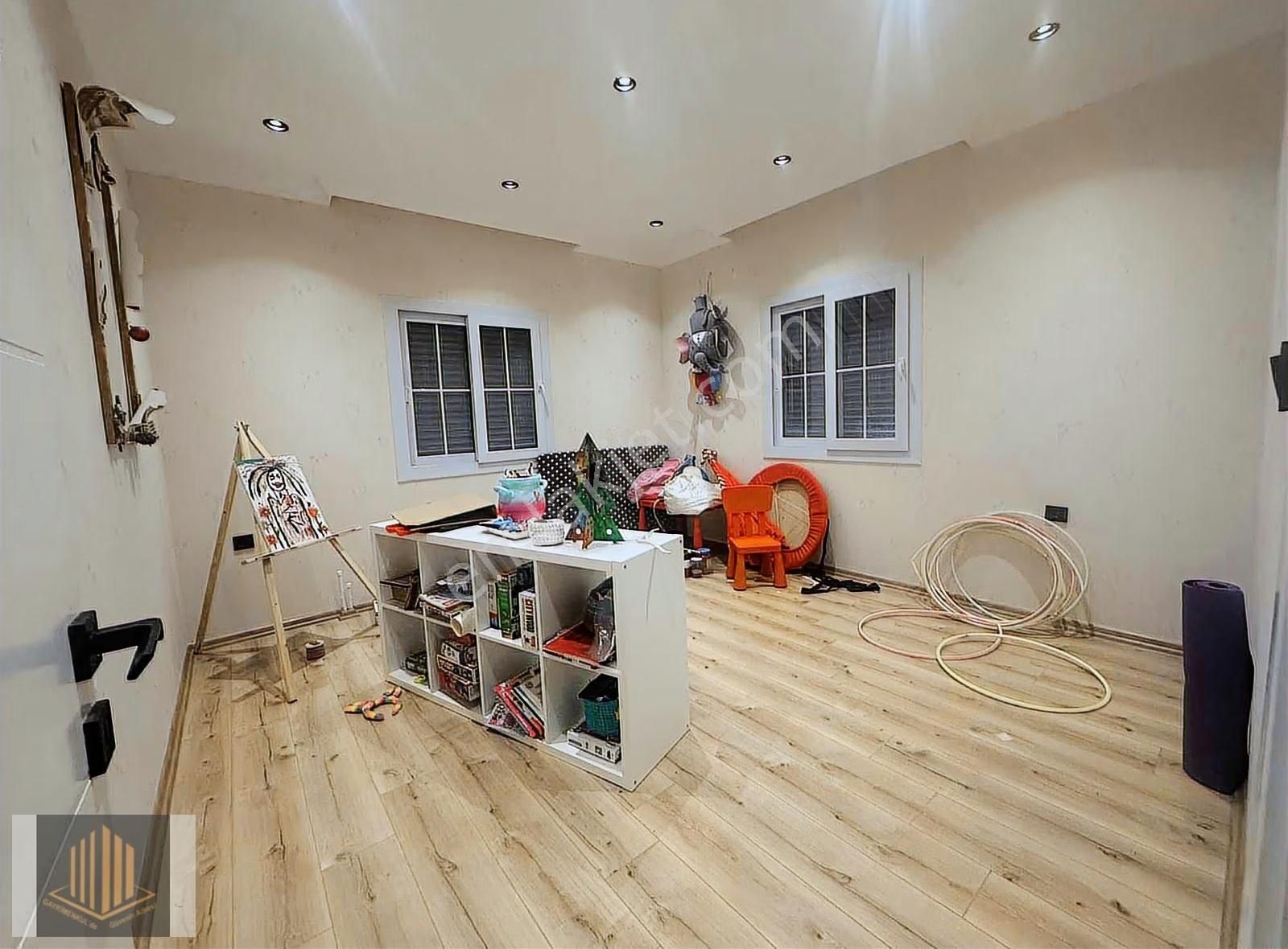 Sessiz-huzurlu Bölgede Bahçeli Müstakil Ev - Görsel 3