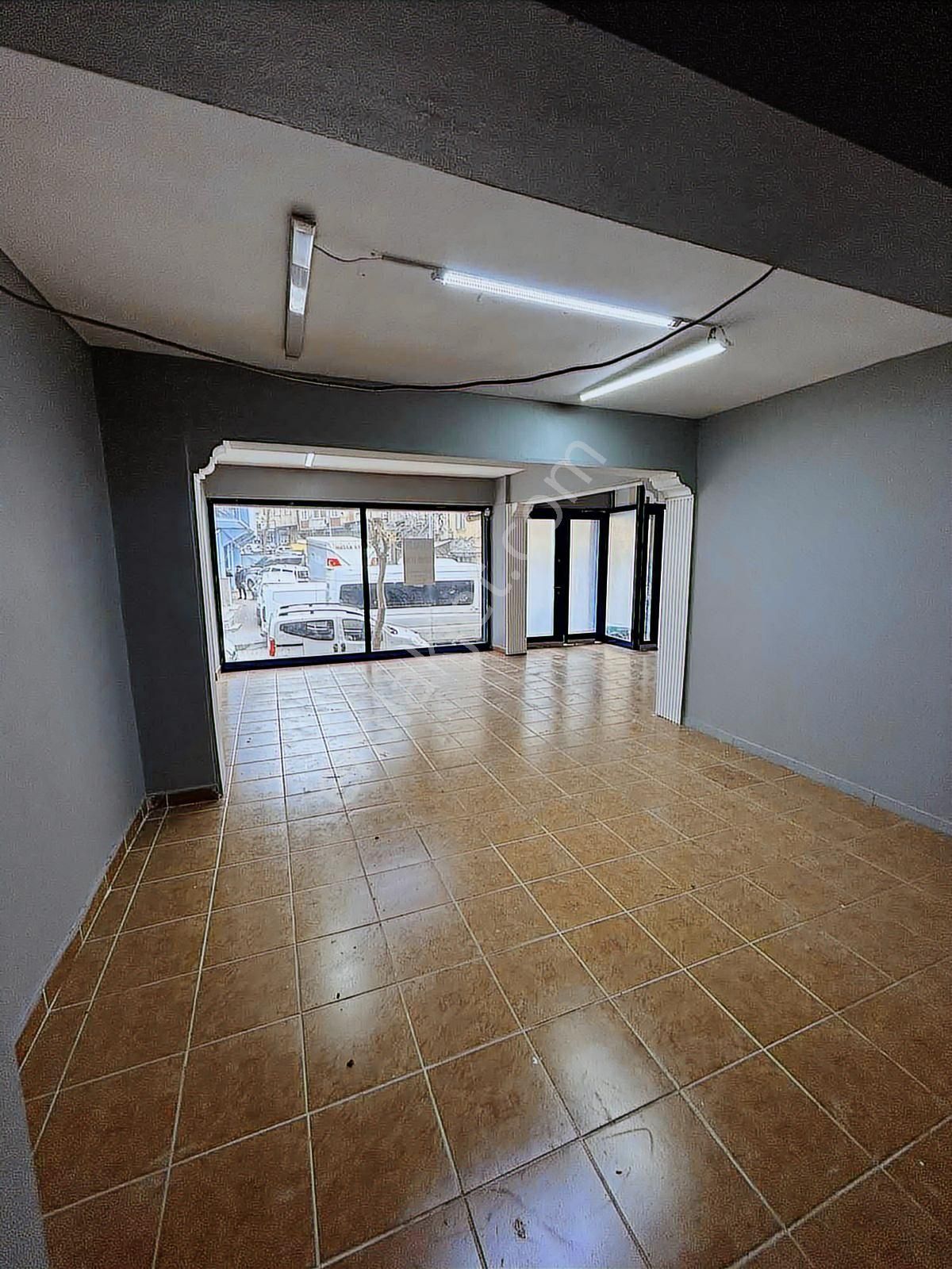 Kiralık 65m2 Mağaza Veya Depo - Görsel 29