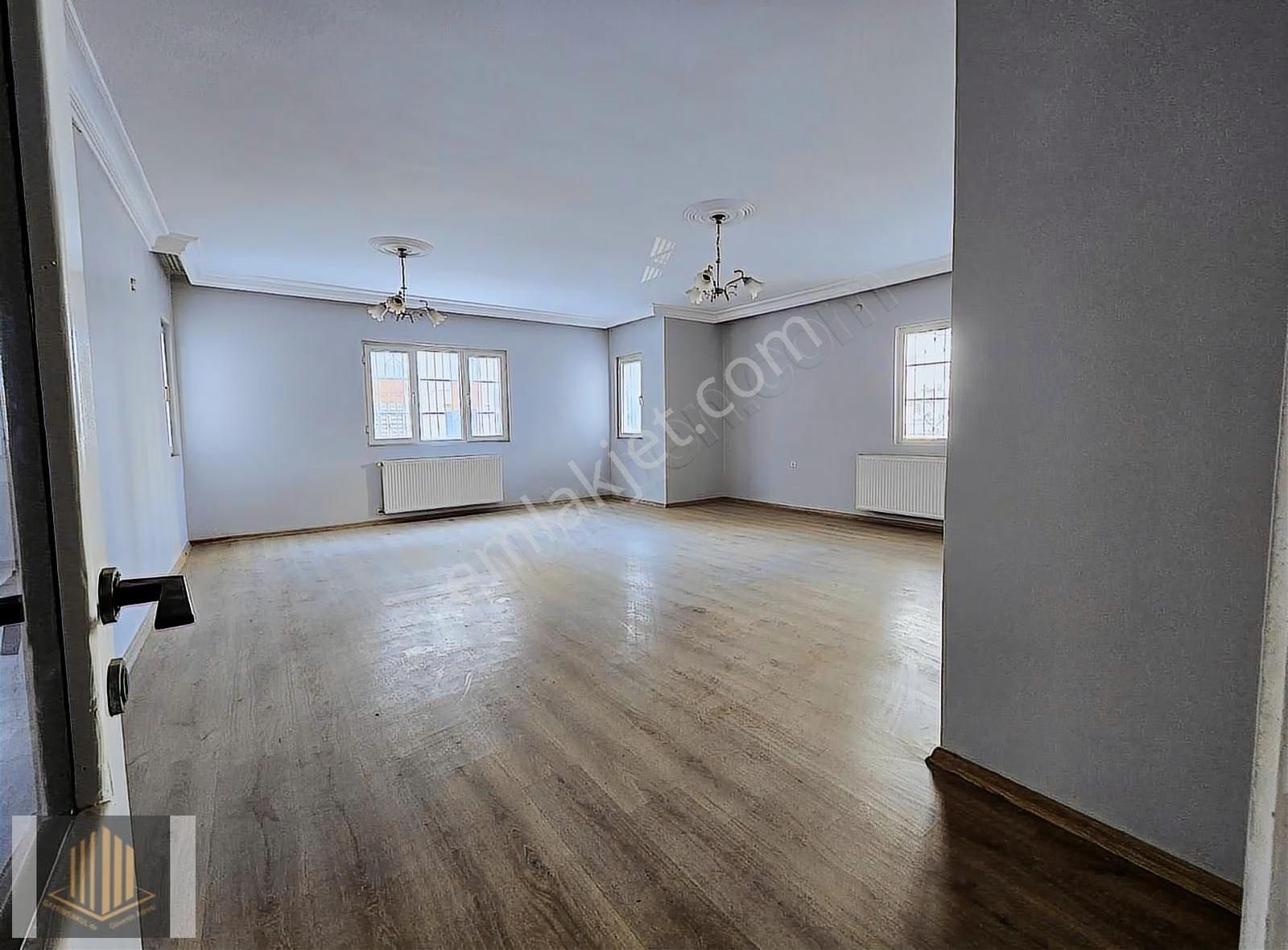 Sağlam'dan Bulvar Üzeri Teraslı Yatırımlık Fırsat 4+1 Daire - Görsel 21