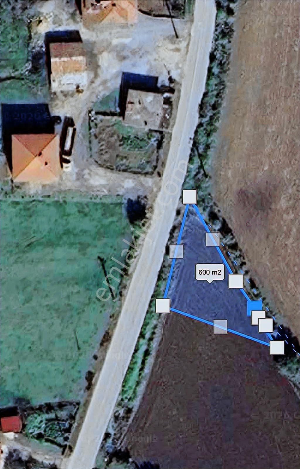 Trendarsa'dan Kaynarca Büyükyanıkta 600 M2 İmarlı Arsa - Görsel 3