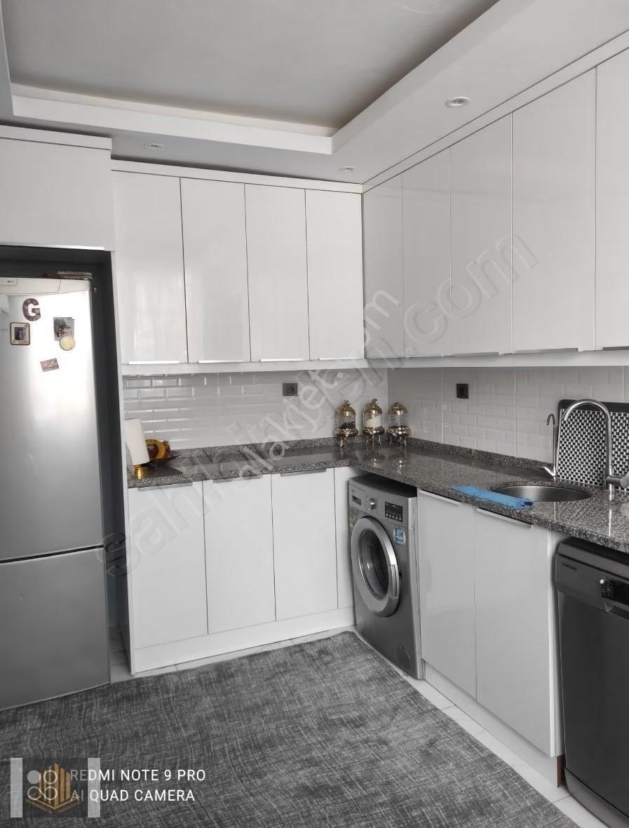 Fevzipaşa'da Köşe Başı 2 Katlı Altı Çift Dükkan Üstü Ev - Görsel 10