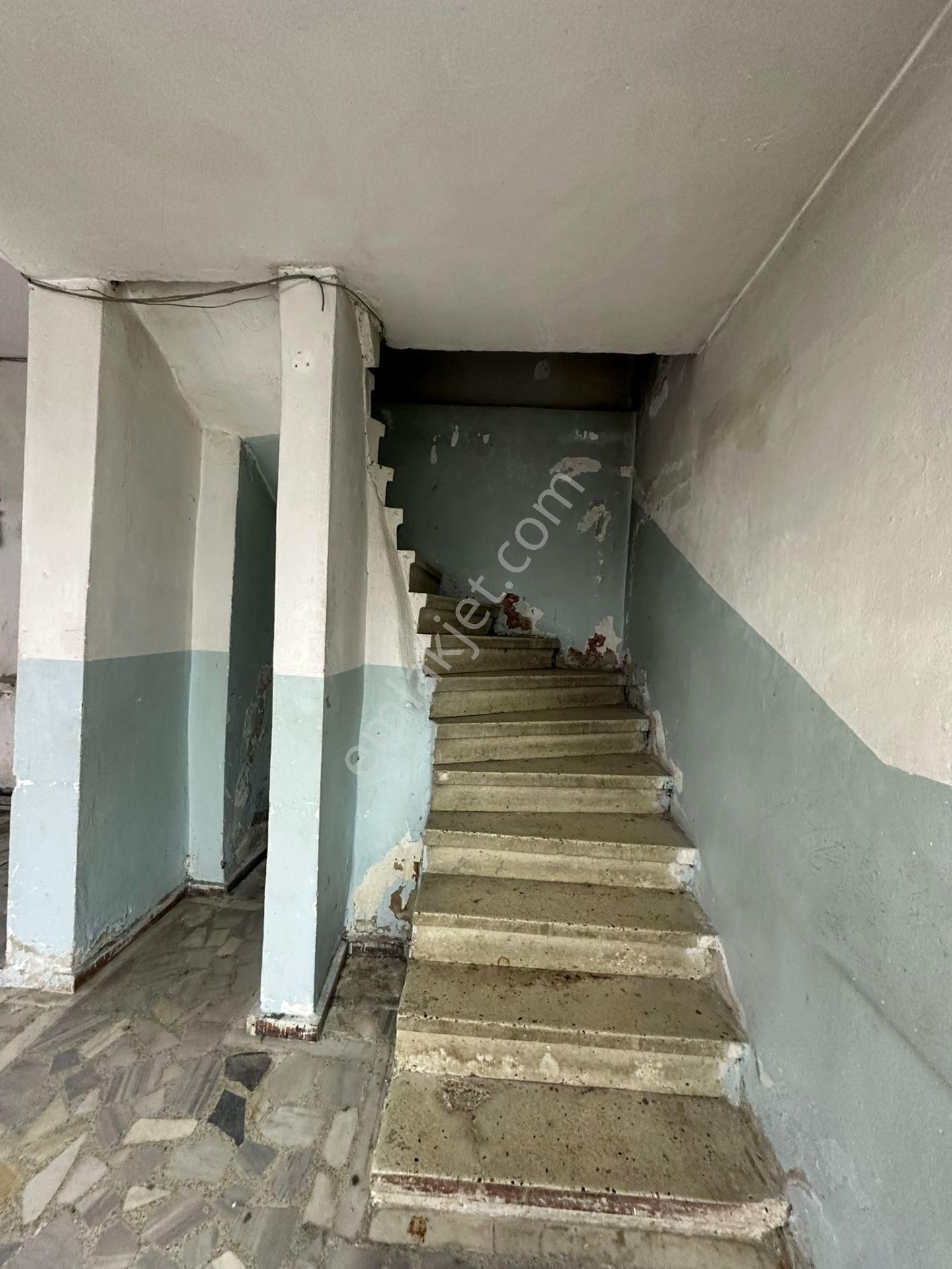 Arı Emlaktan 245 M2 Dükkan - Görsel 12