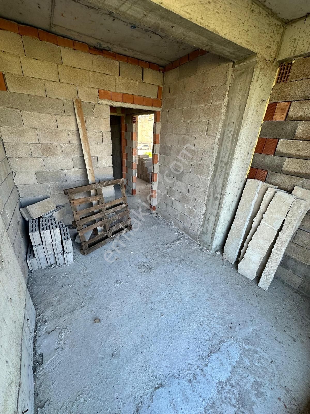 Gökhan Gökdemir'den Deniz Manzaralı Satılık 1+1 Daireler - Görsel 14